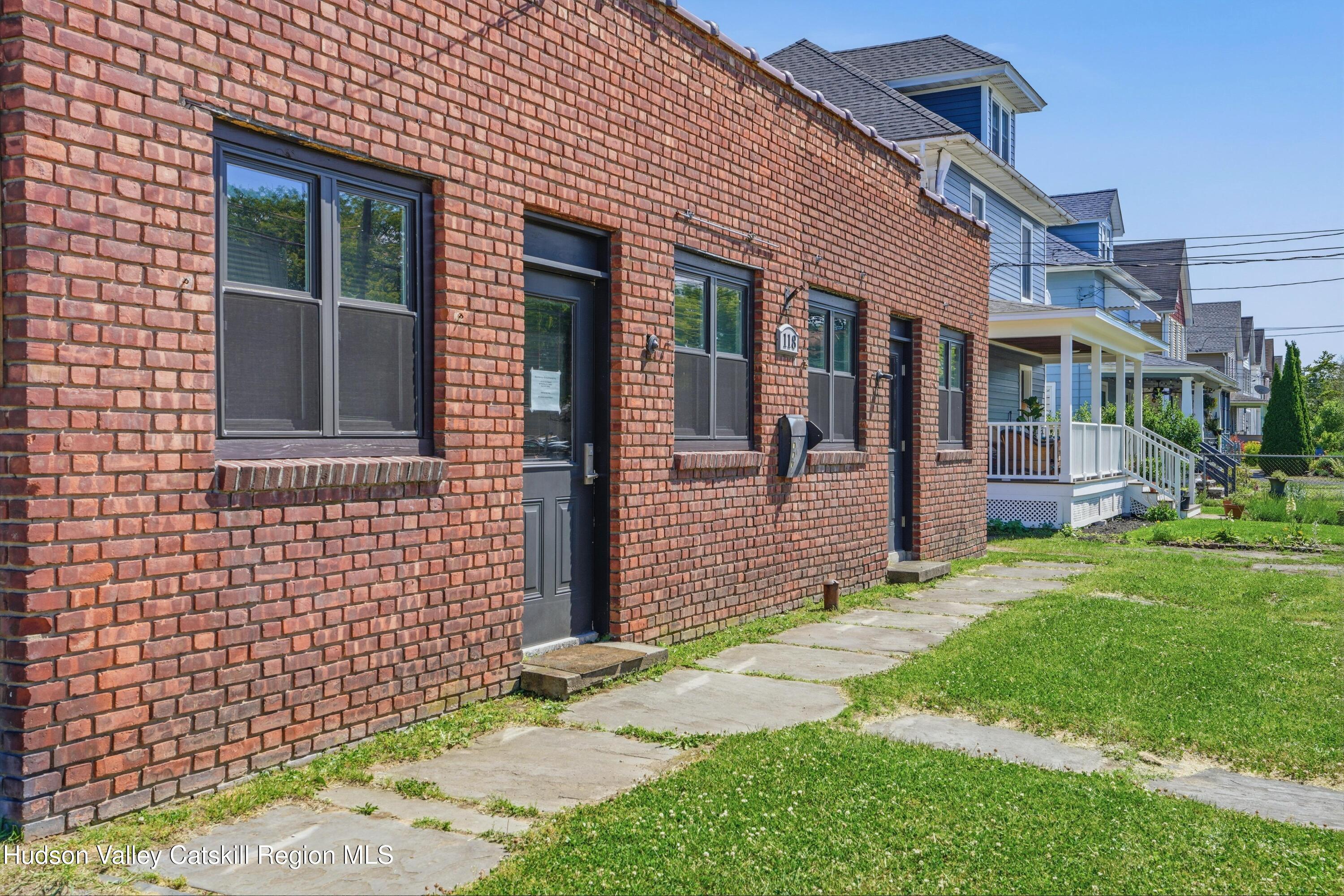118 Grand Street