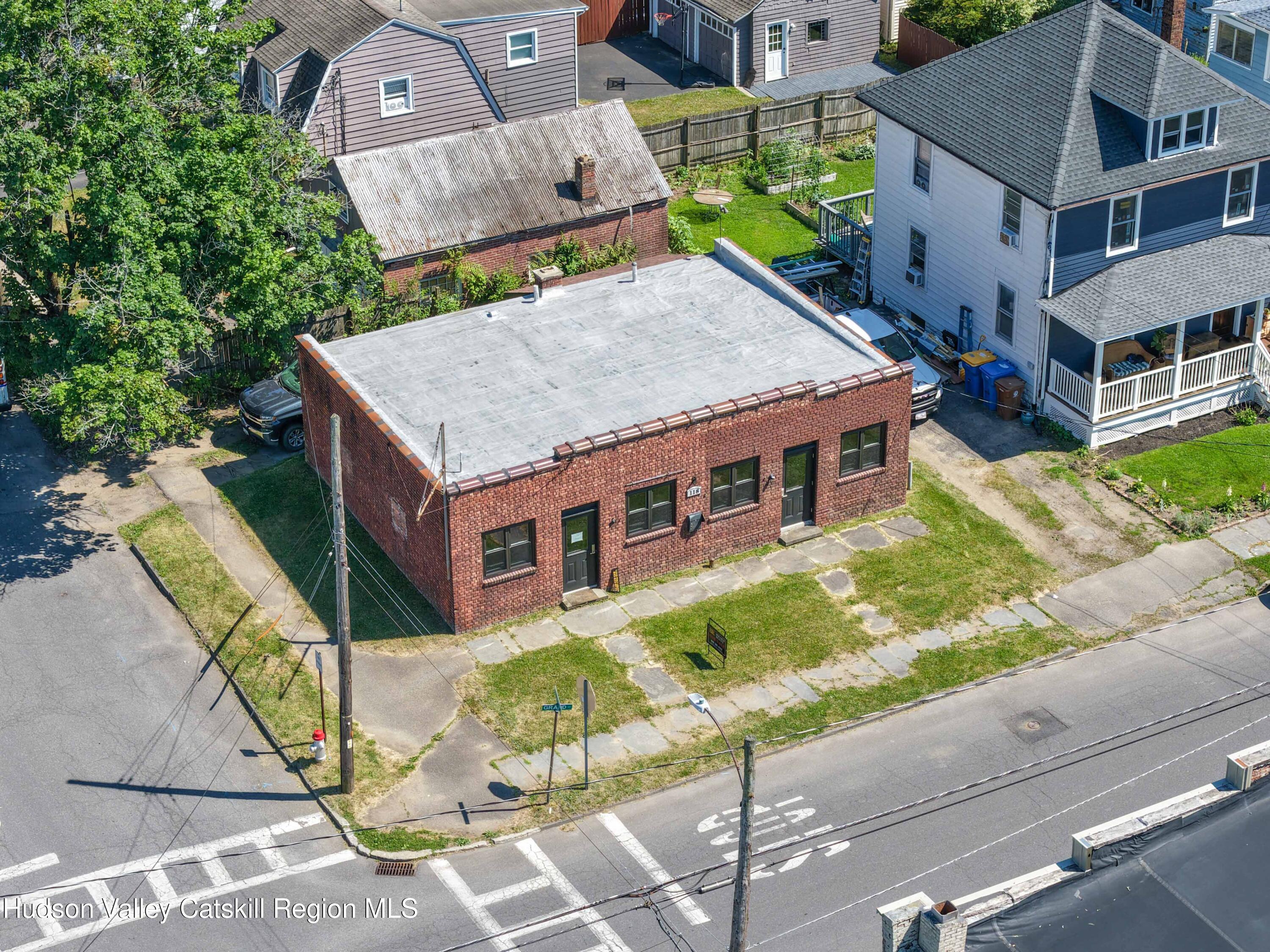 118 Grand Street