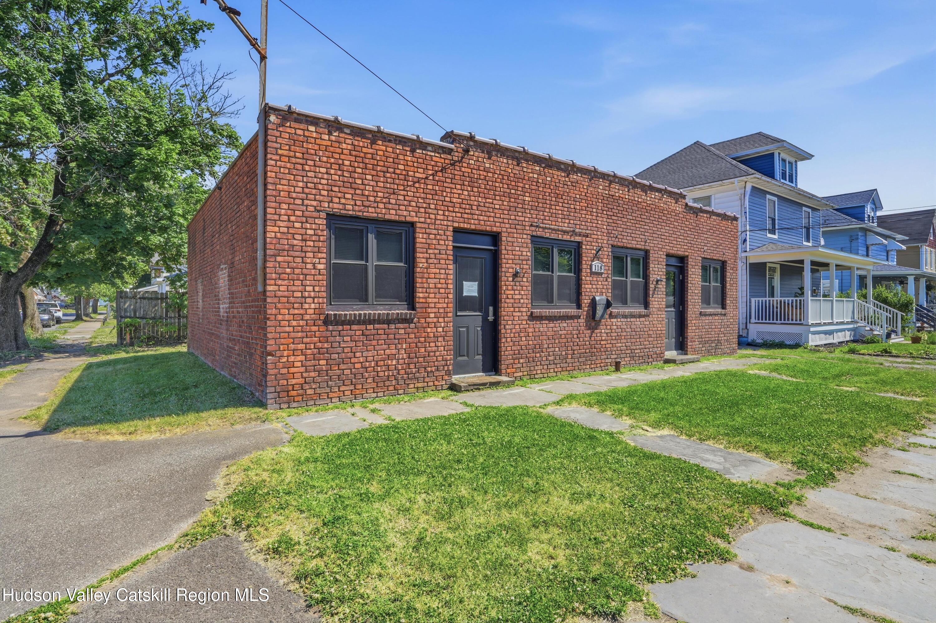 118 Grand Street