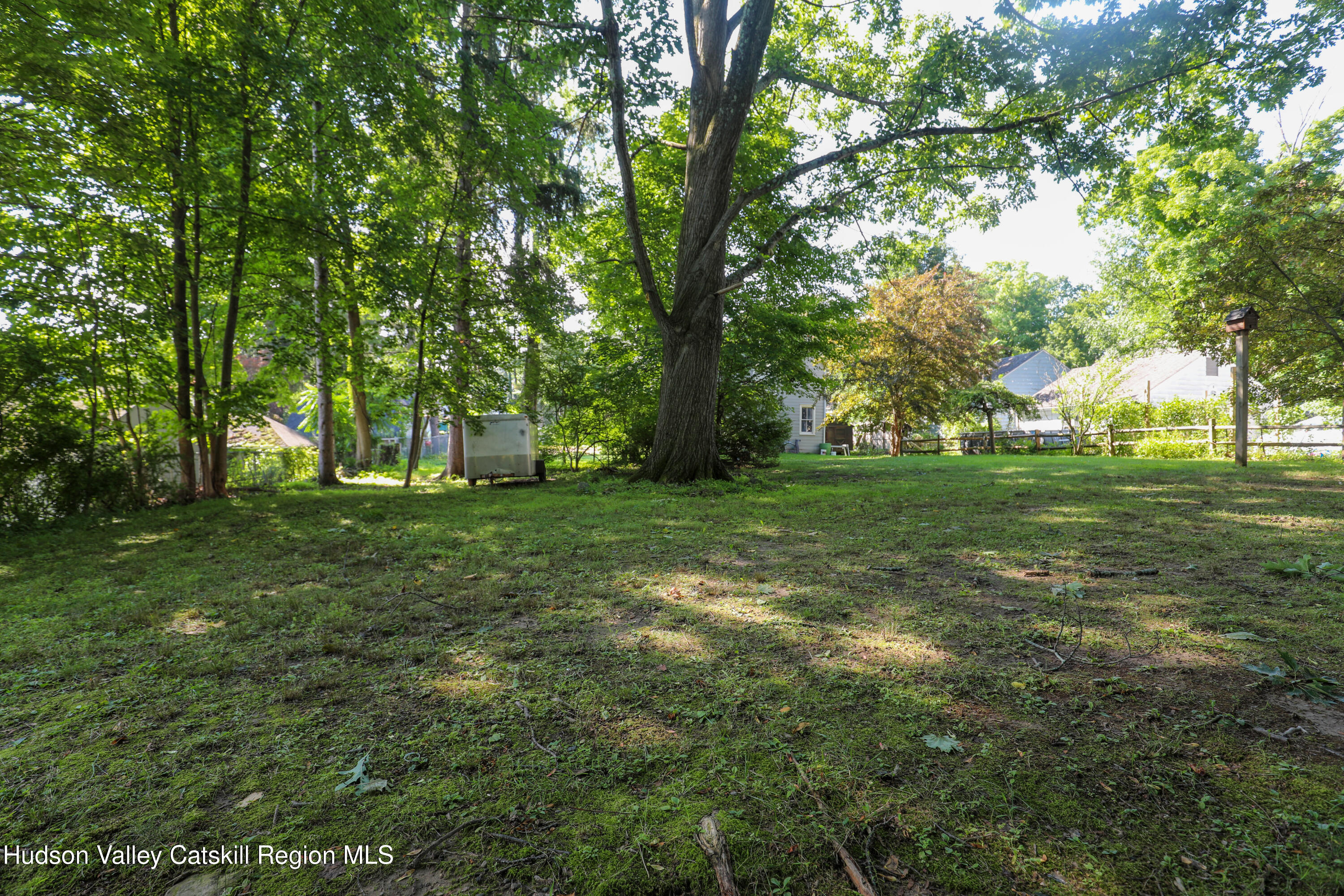 12-16 Lounsbury Place
