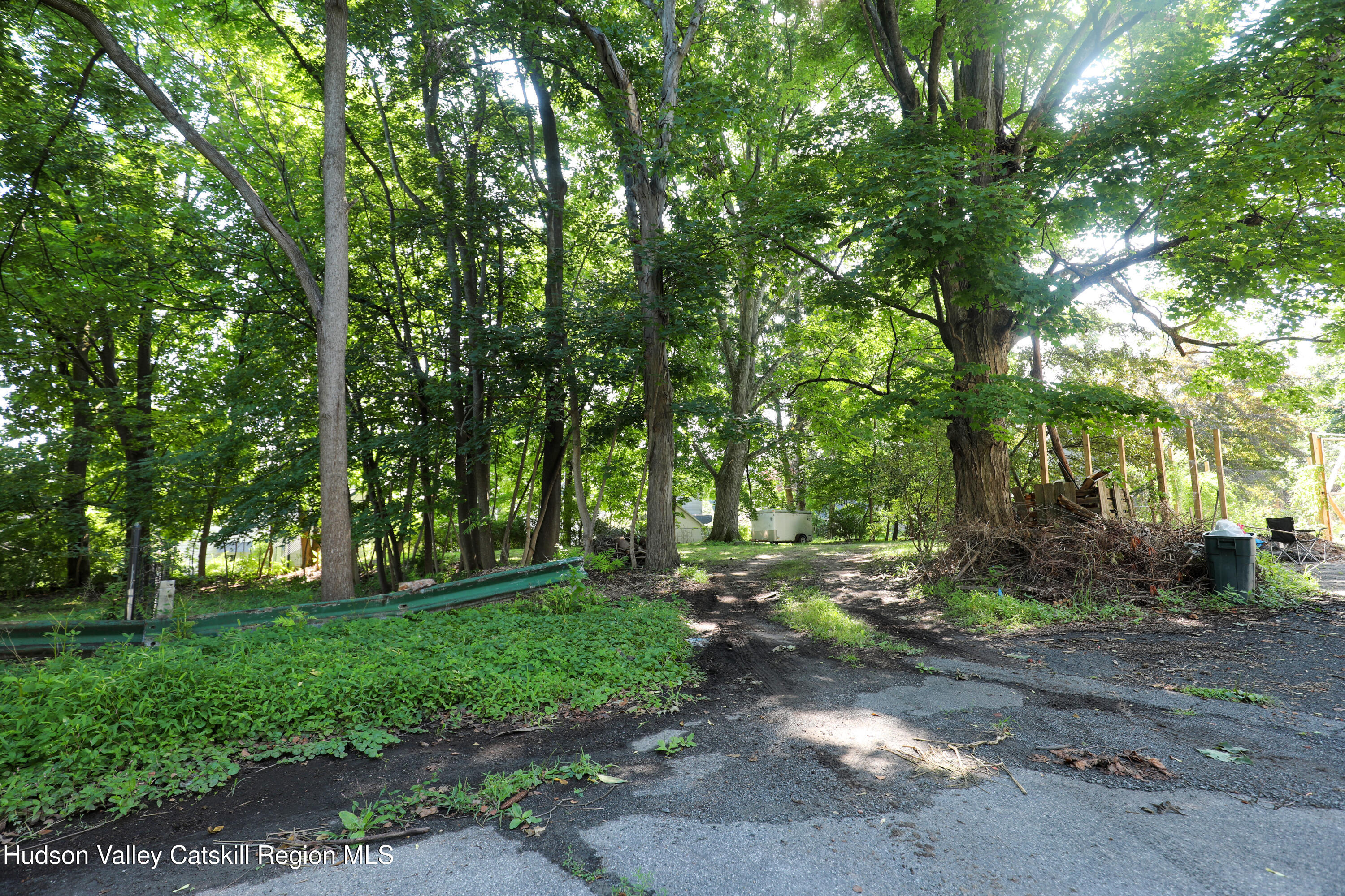 12-16 Lounsbury Place