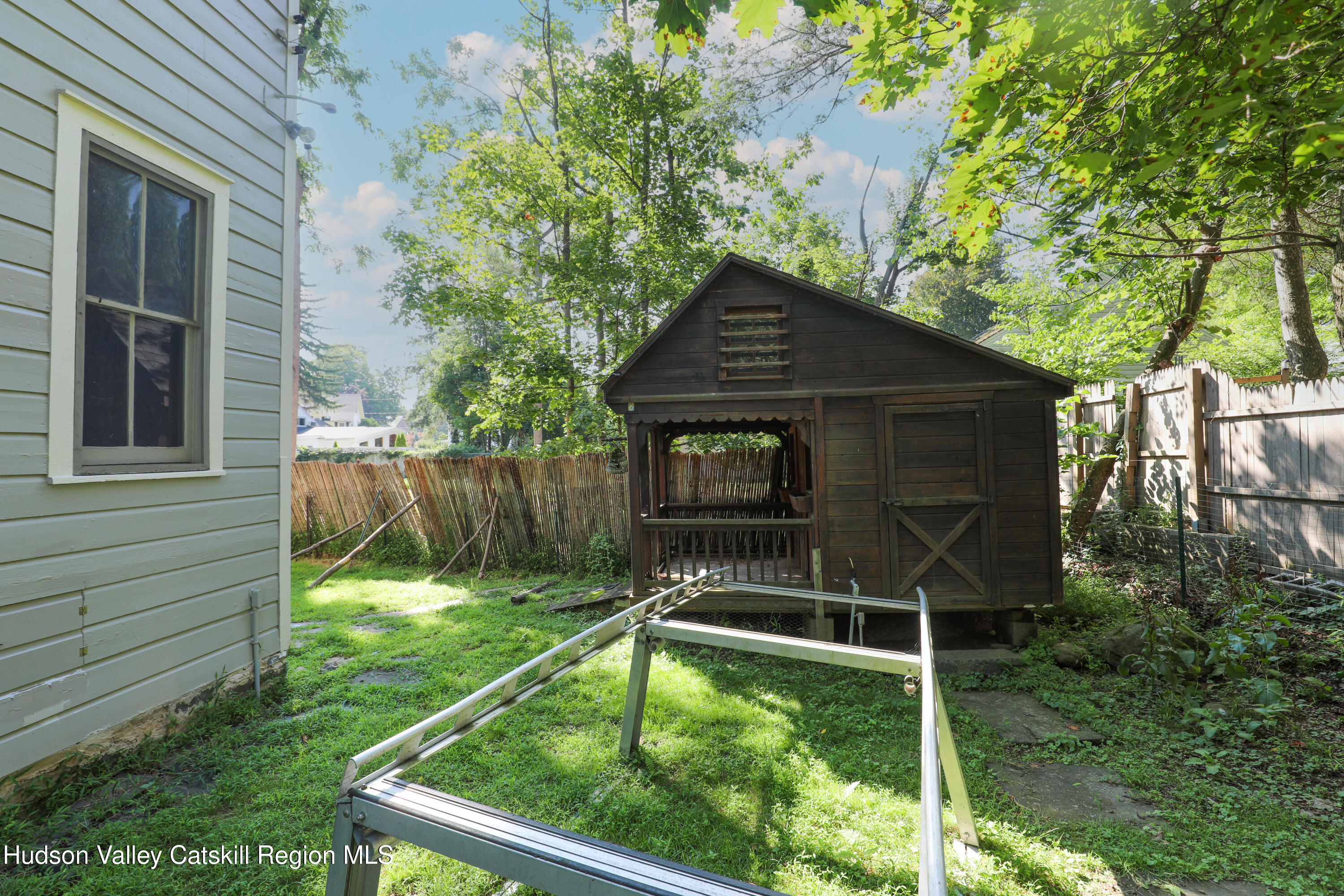12-16 Lounsbury Place