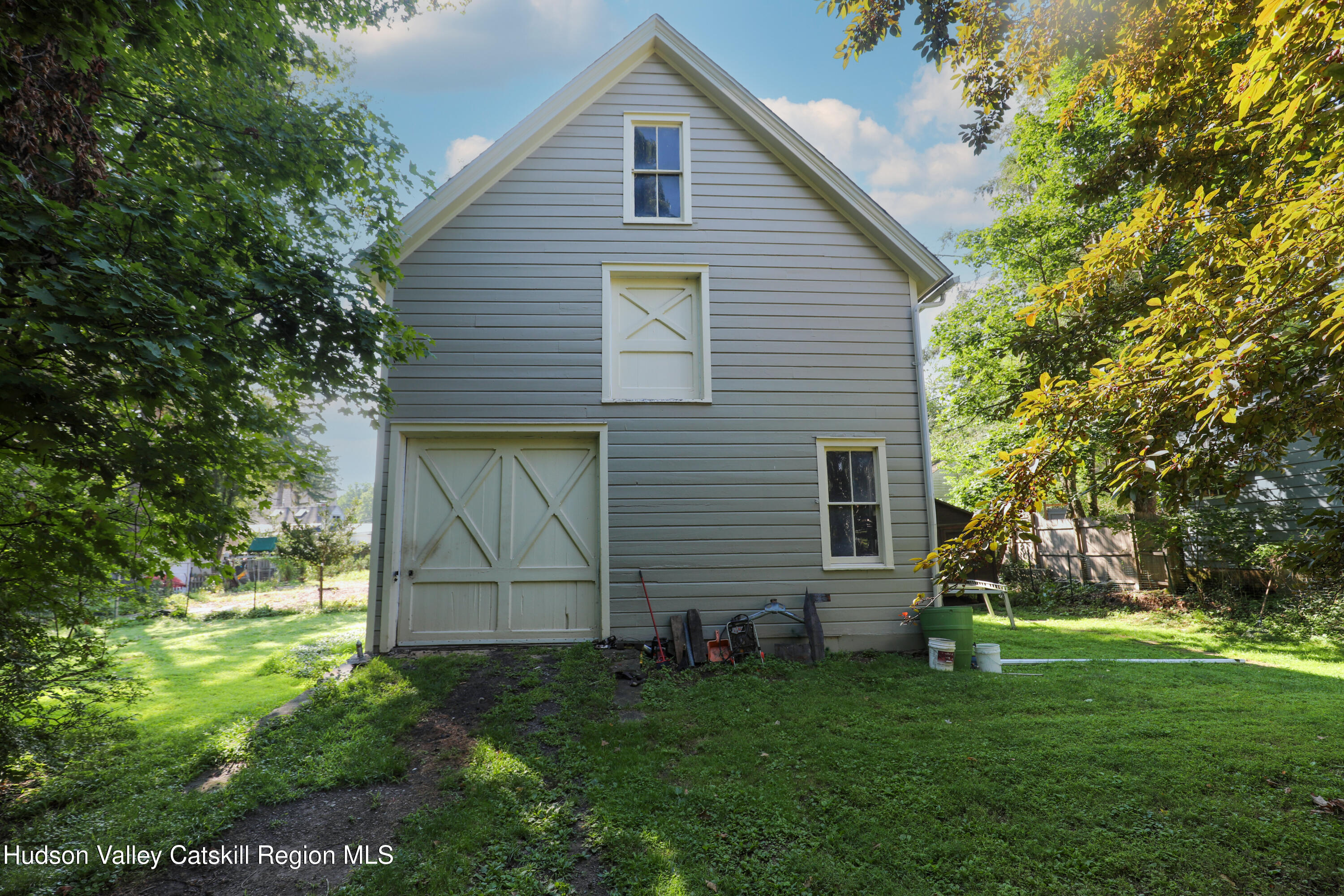 12-16 Lounsbury Place
