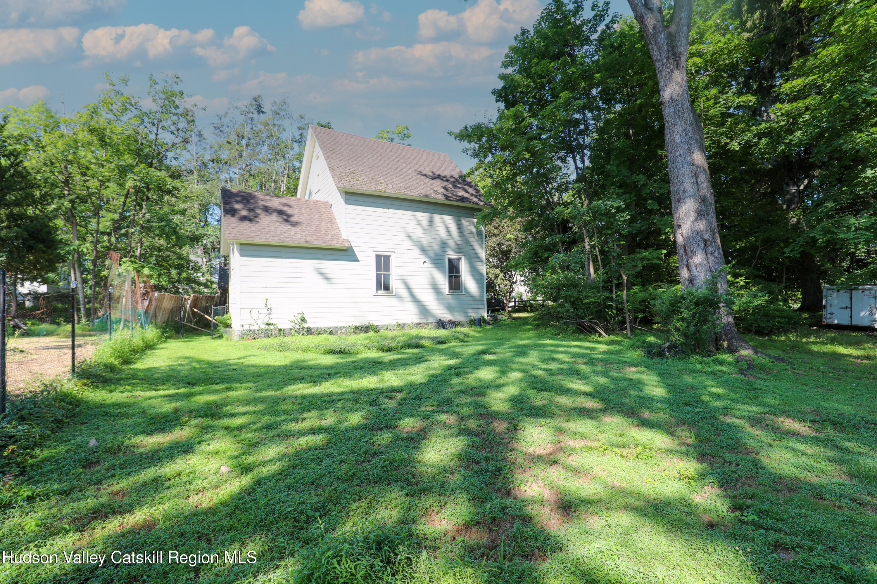 12-16 Lounsbury Place