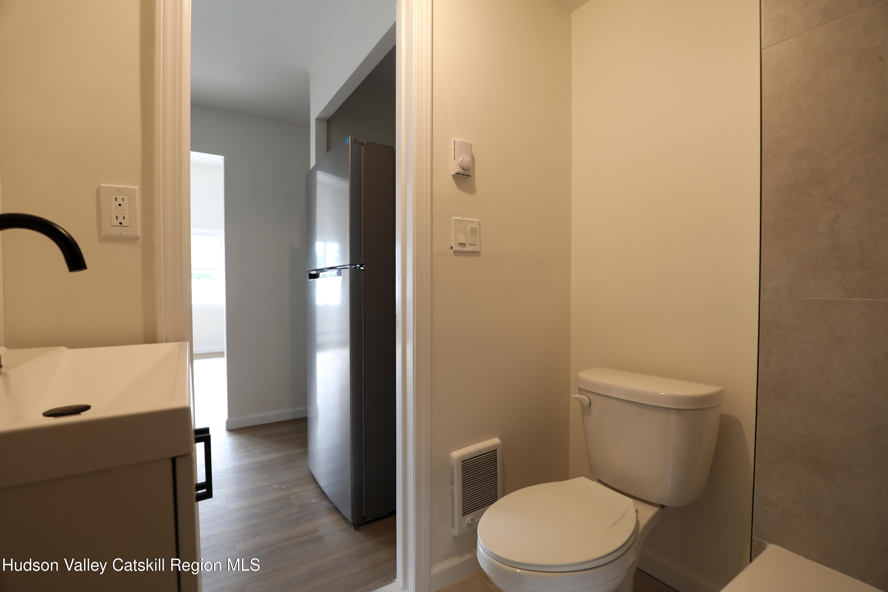 190 Broadway 2b