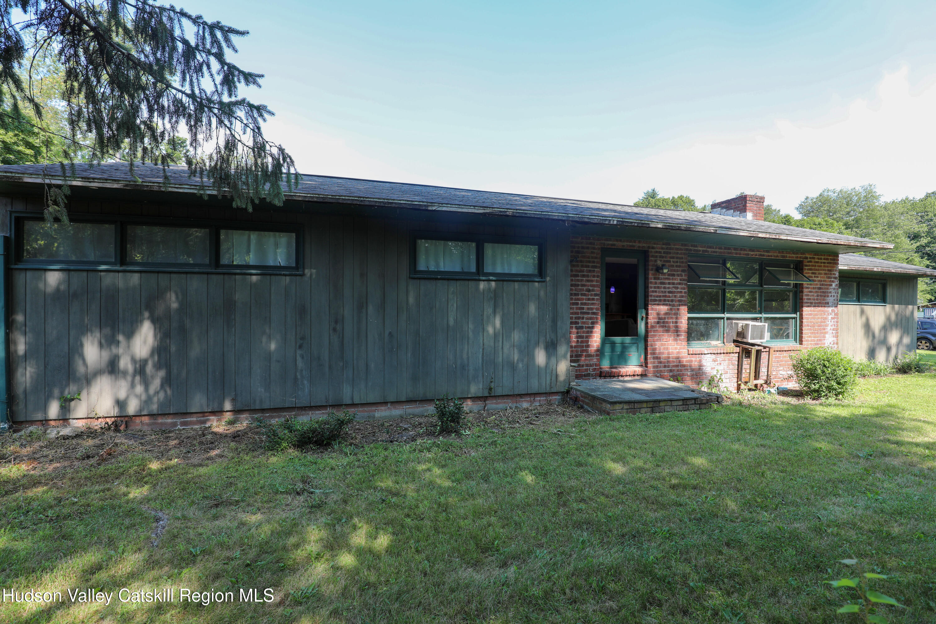 203 Maple Lane