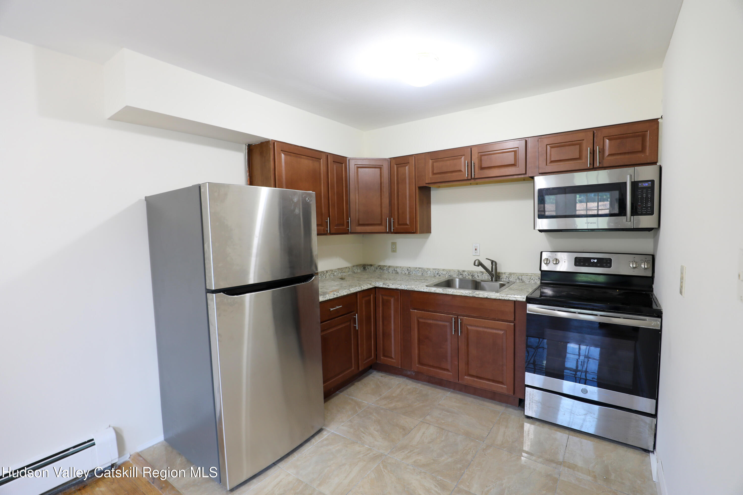 30 Lamb Avenue 4a