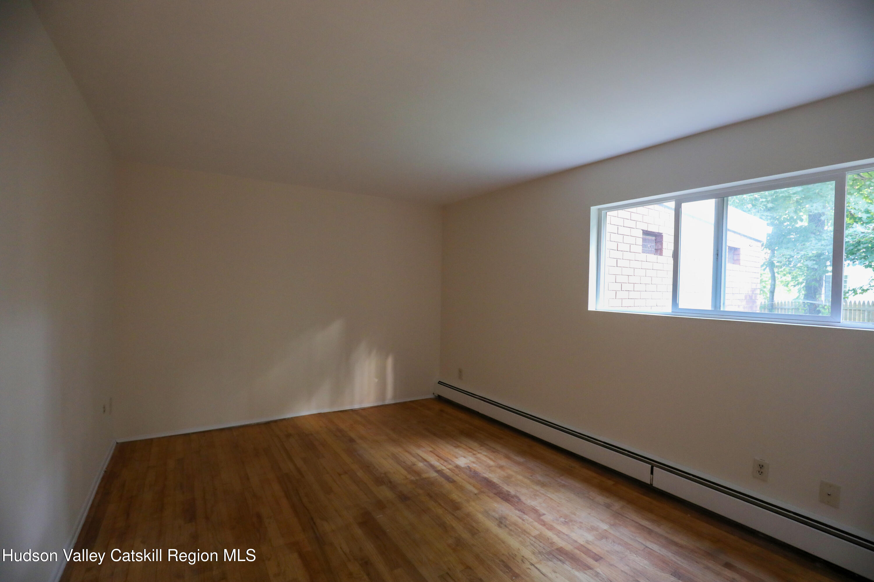 30 Lamb Avenue 4a