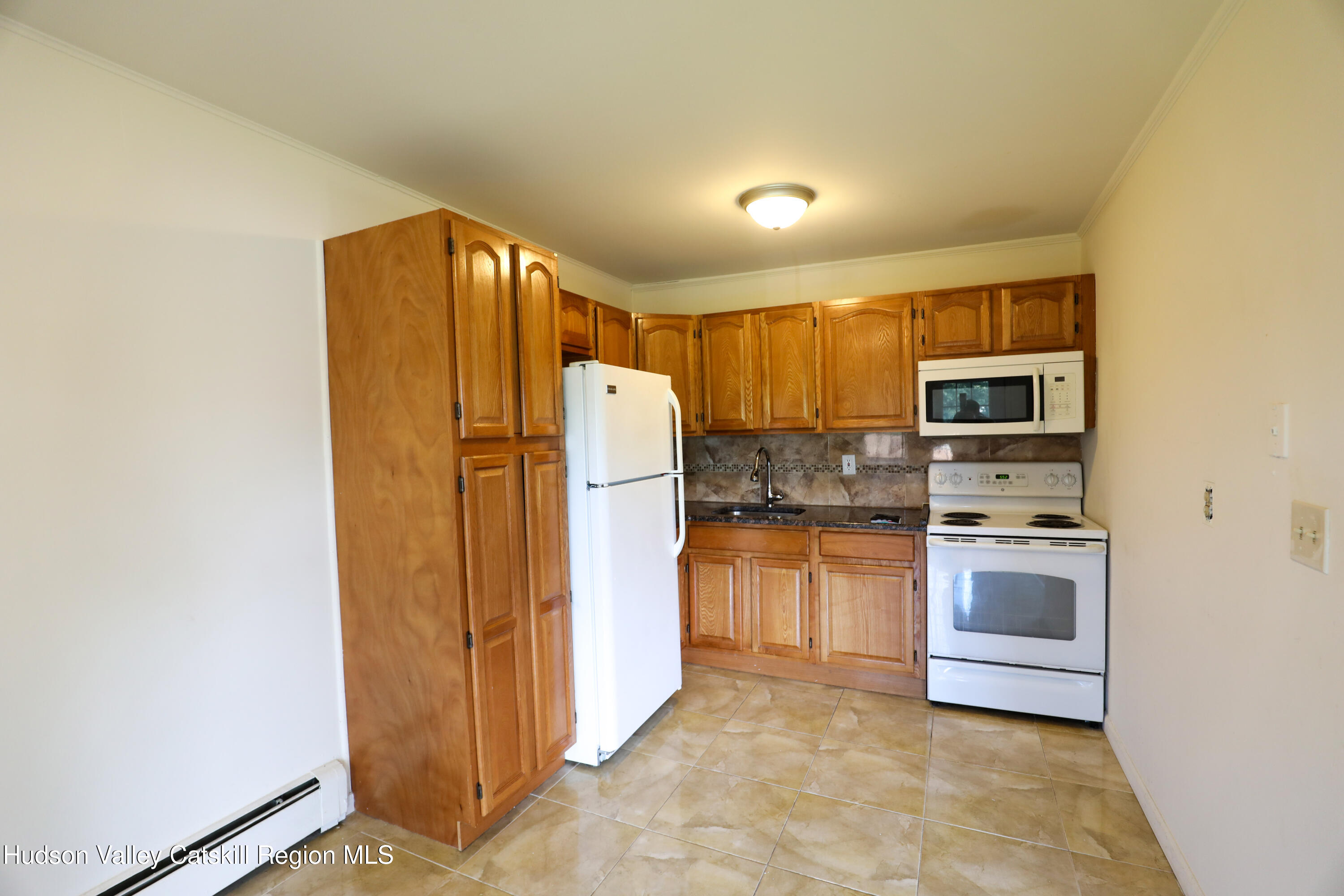 30 Lamb Avenue 4c