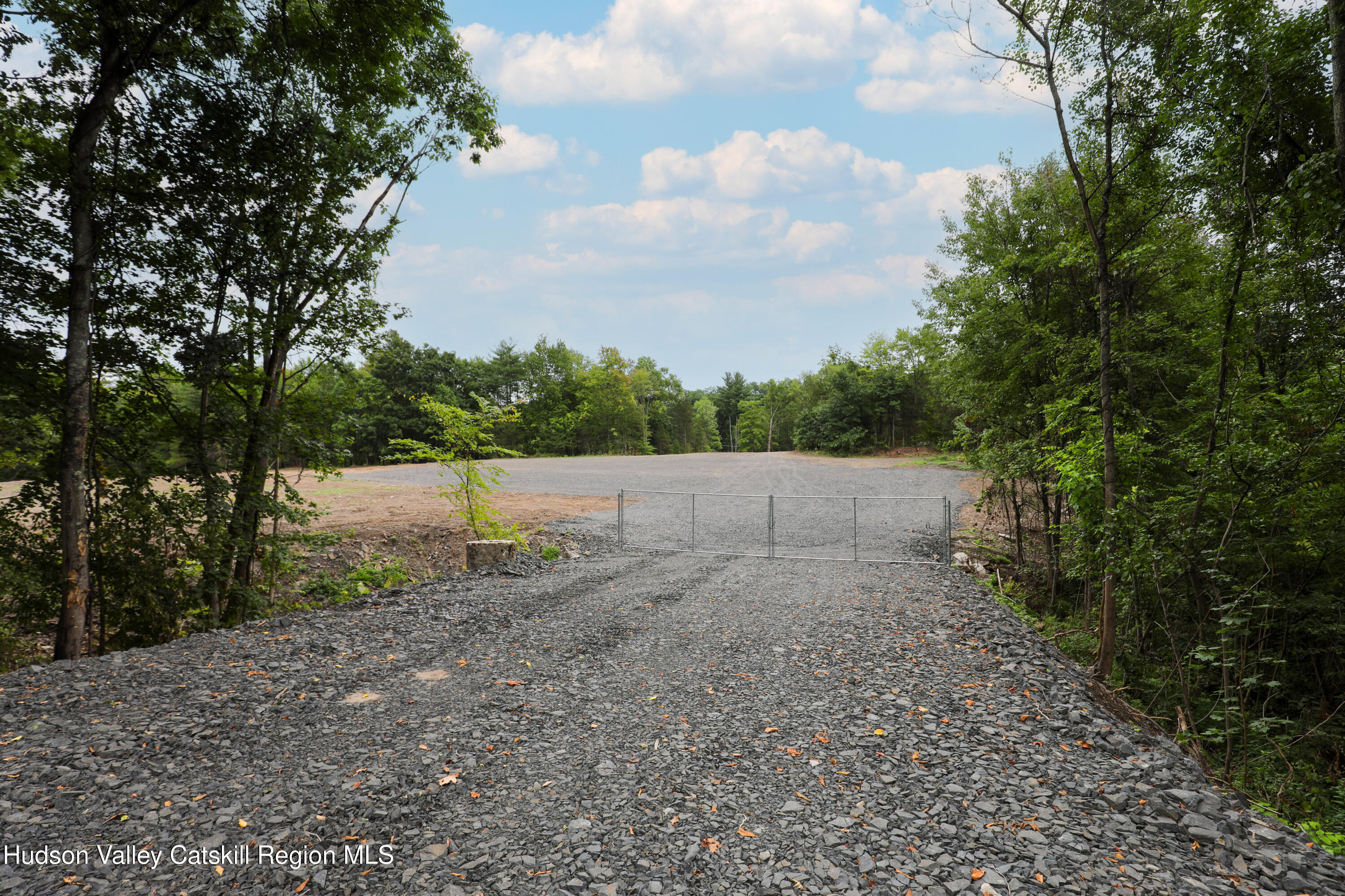 2286 Route 9w