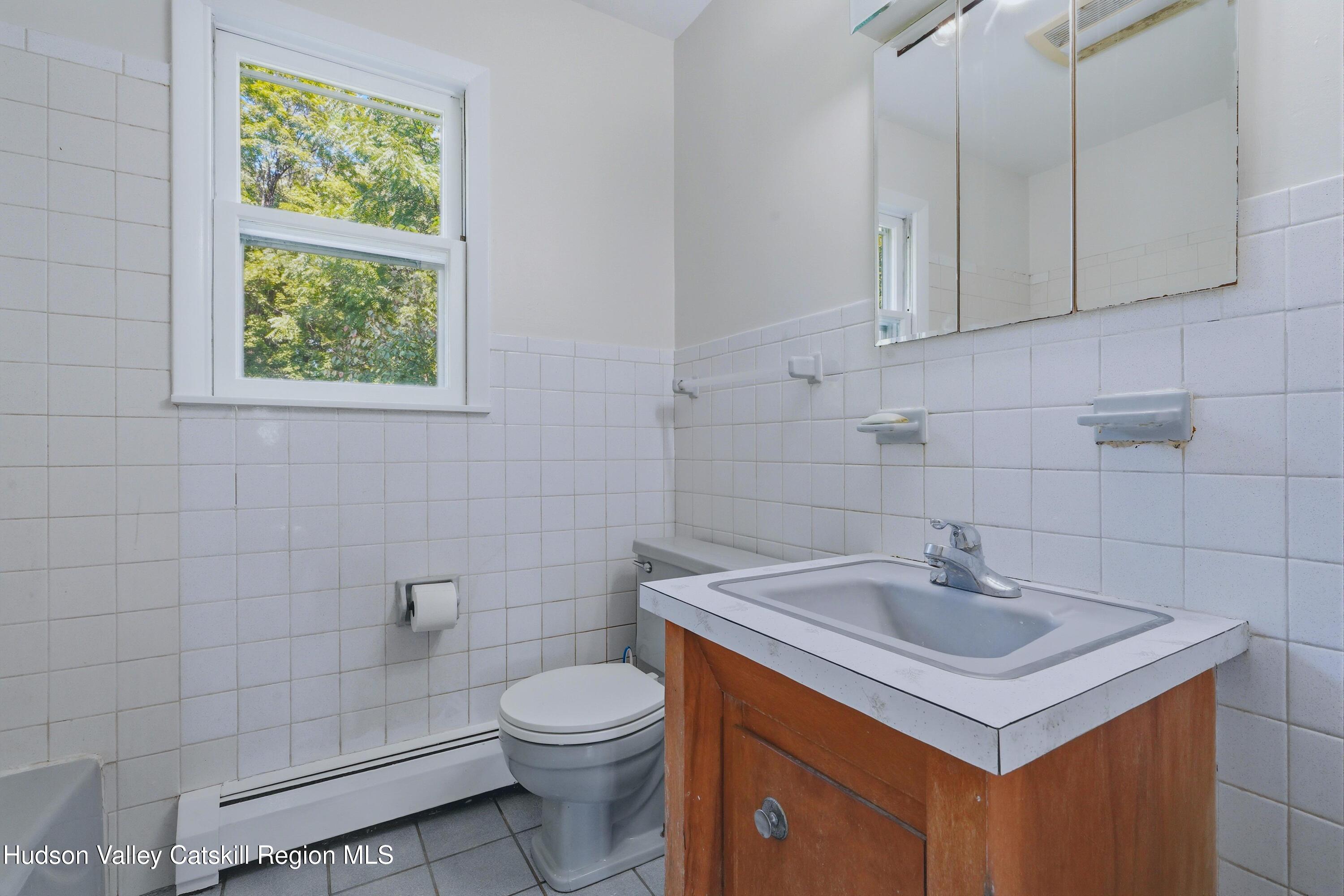 529 Lakeview Terrace