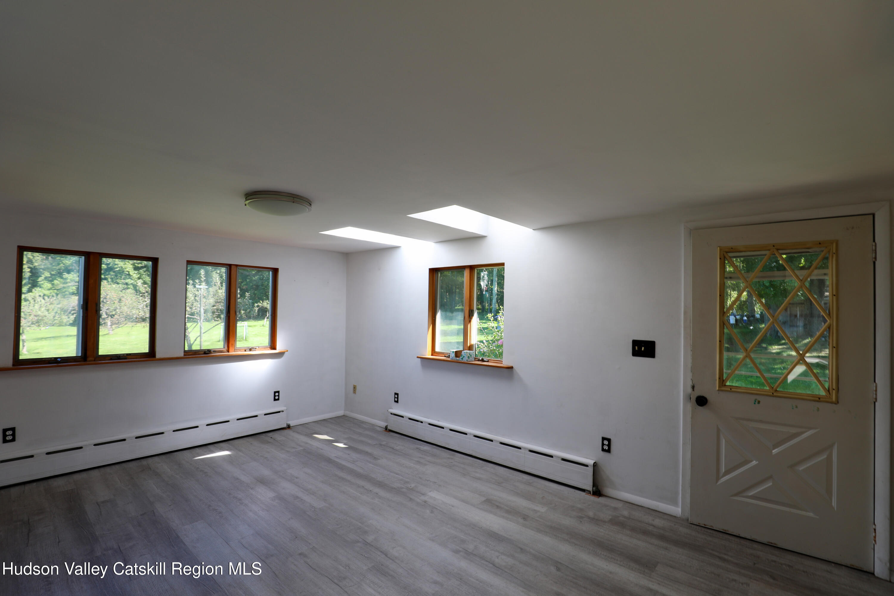 147 Rock Hill Road