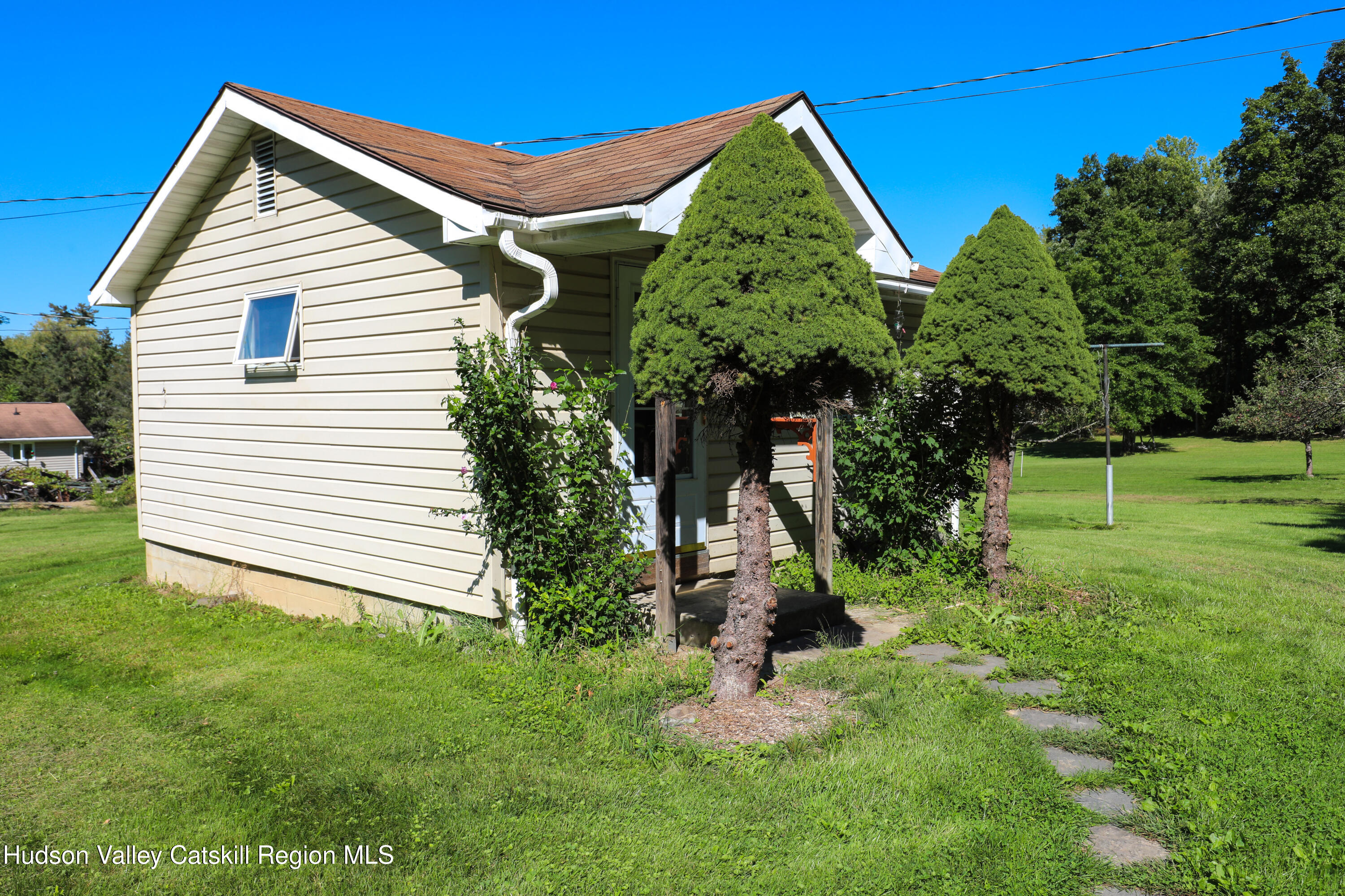 147 Rock Hill Road