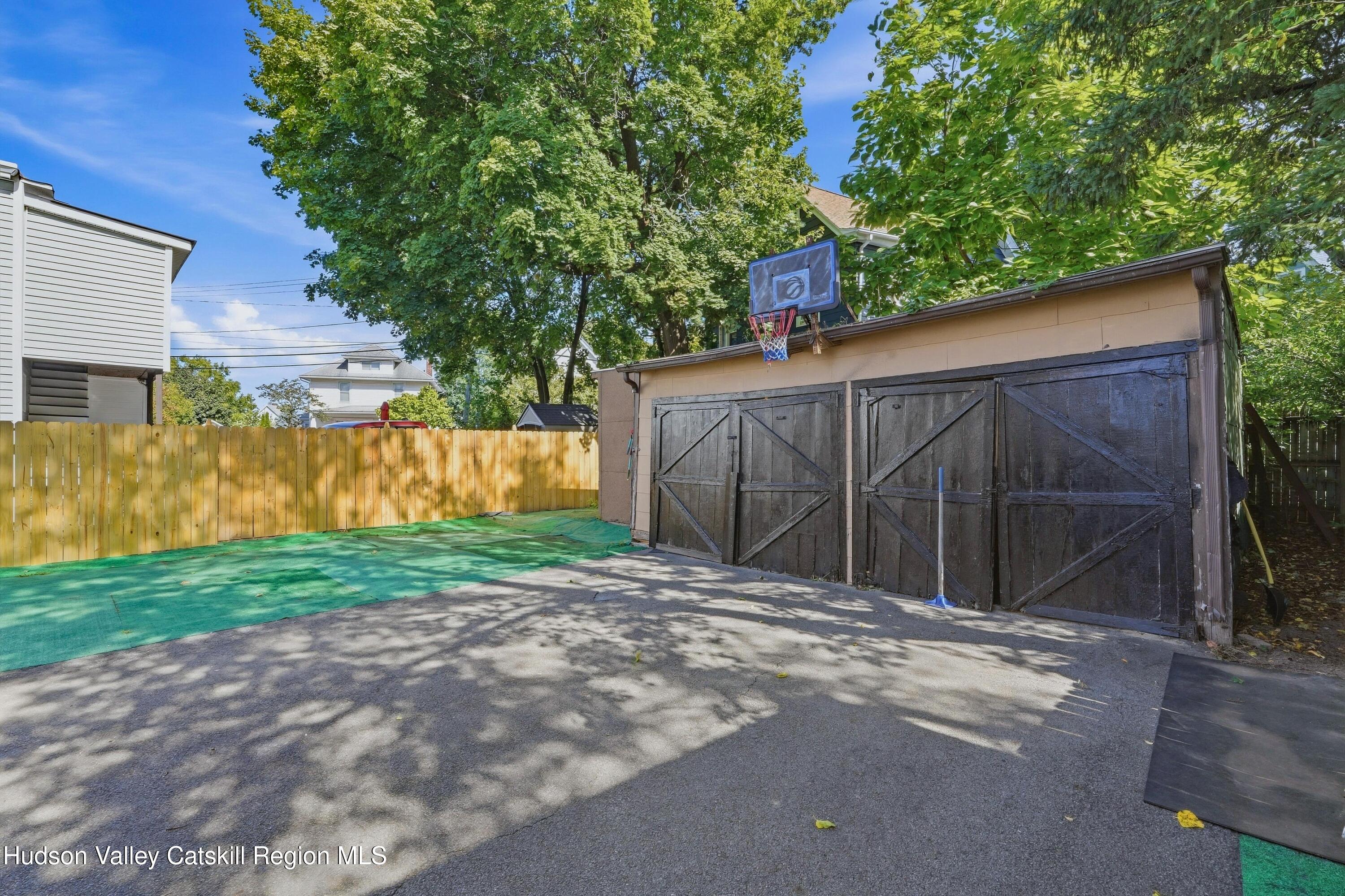 174 Foxhall Avenue