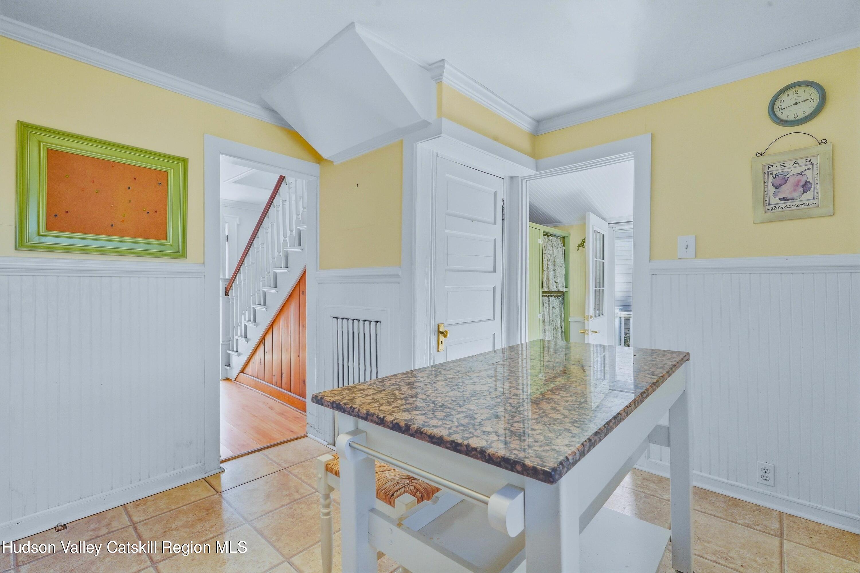 10 Linwood Place