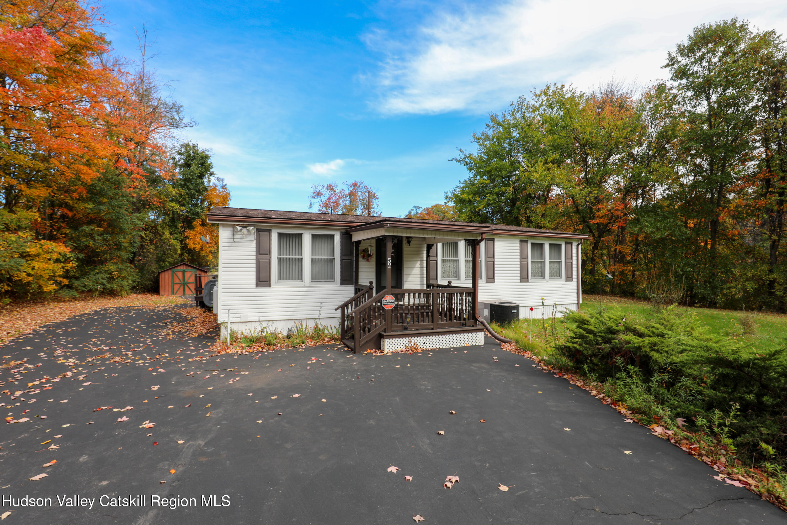 52 Belvedere Lane
