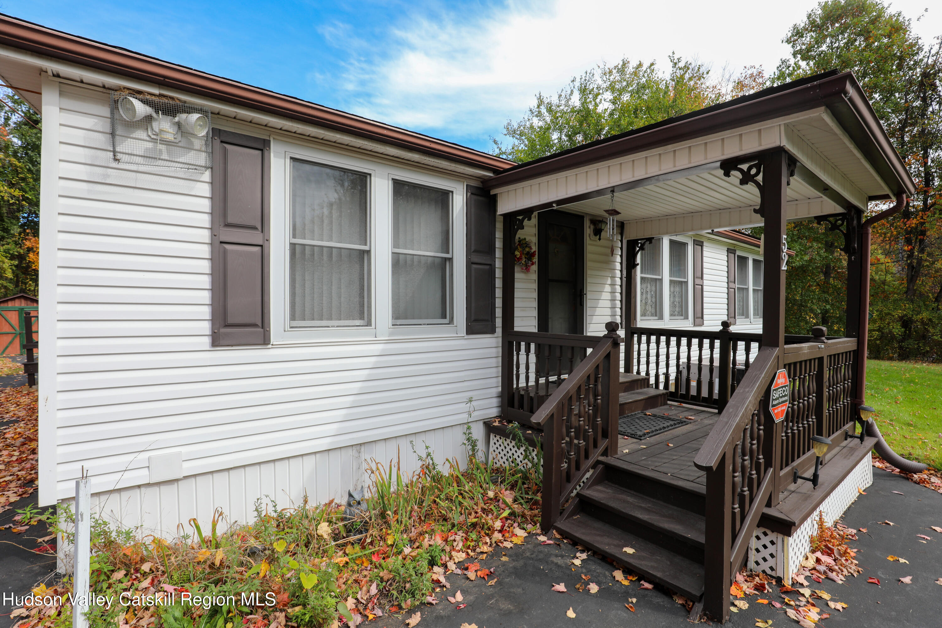 52 Belvedere Lane