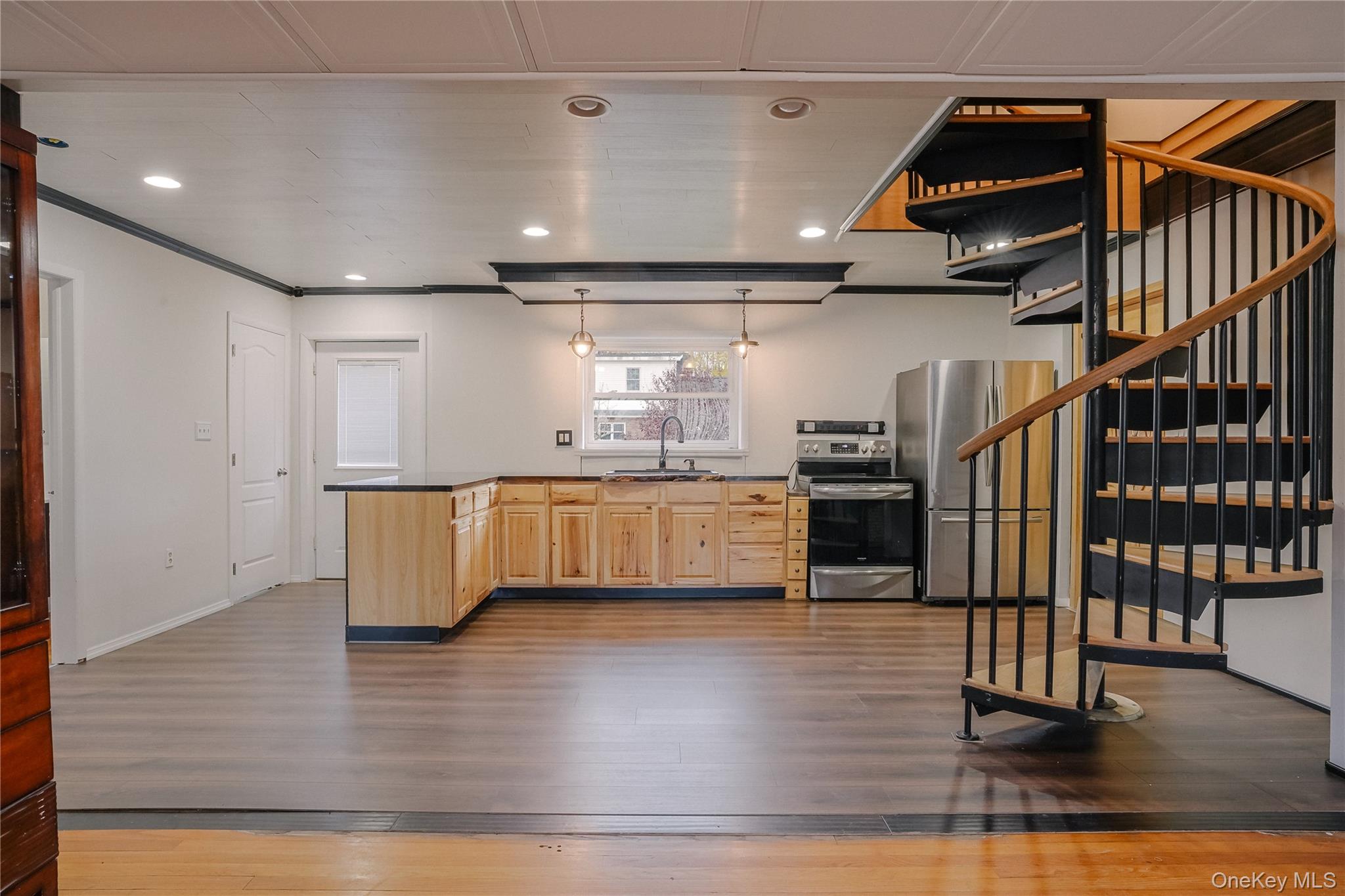 1054 Columbia Street