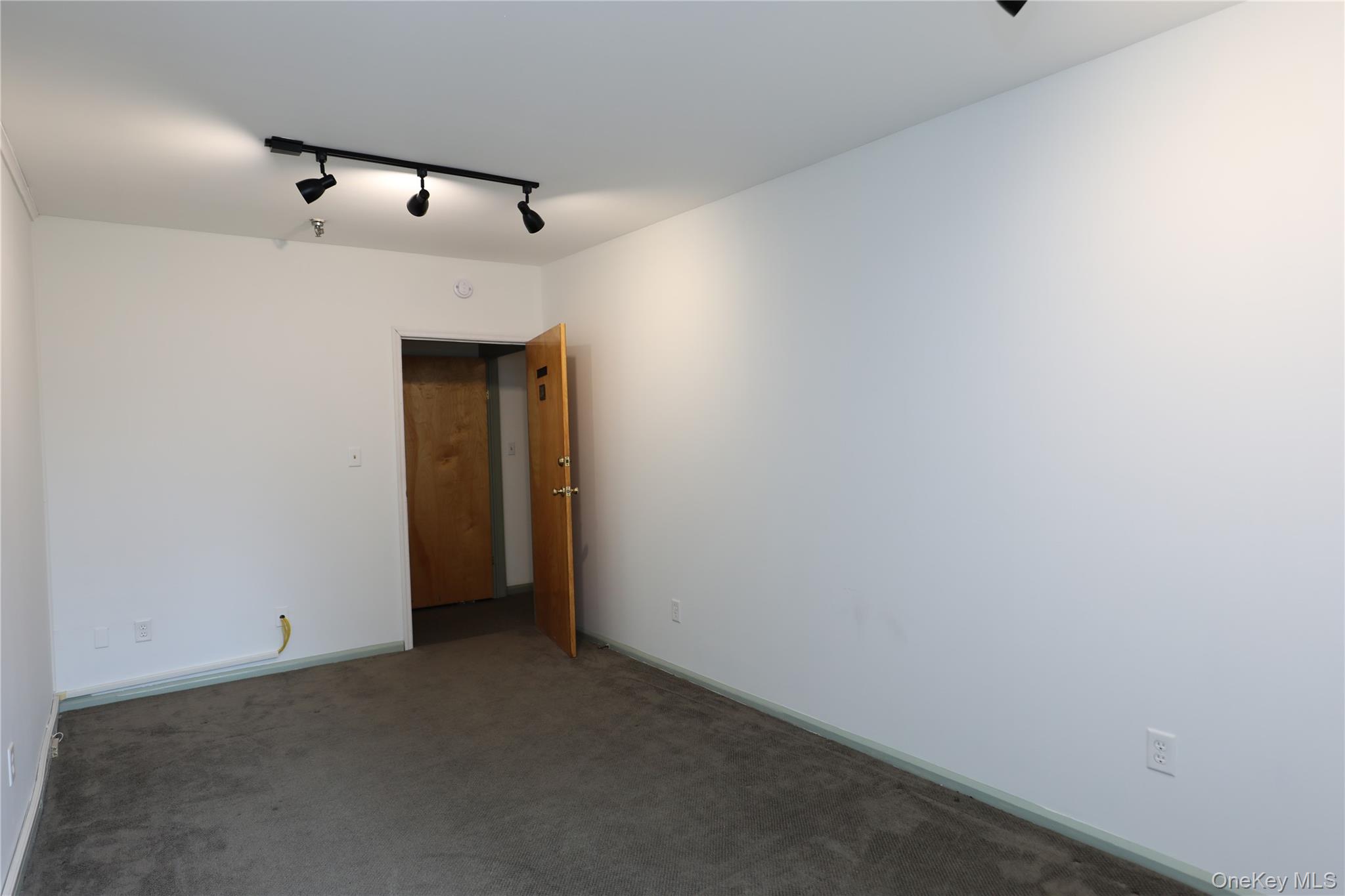 159 Green Street Unit: 24a