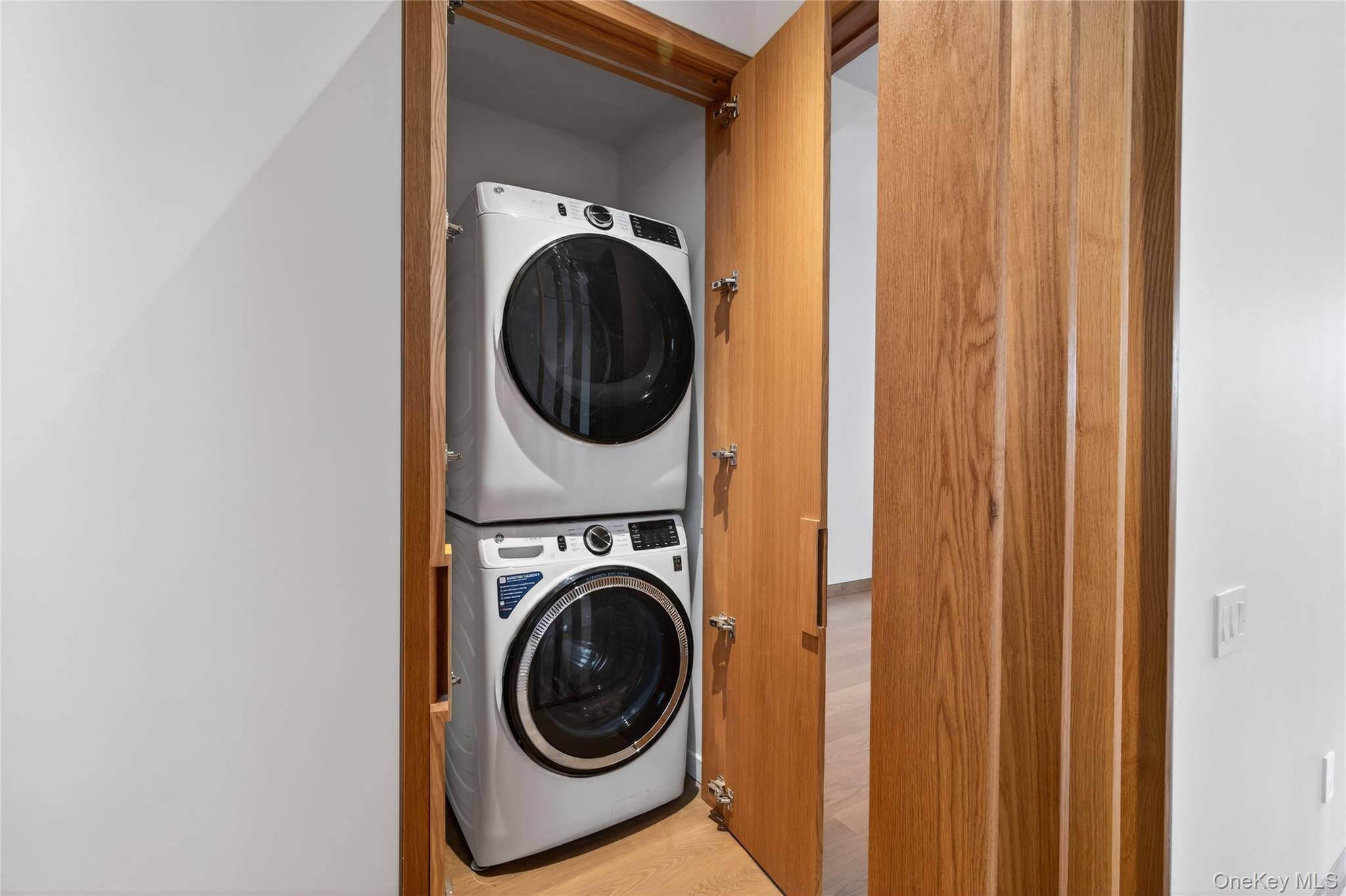 316 Wall Street Unit: 2