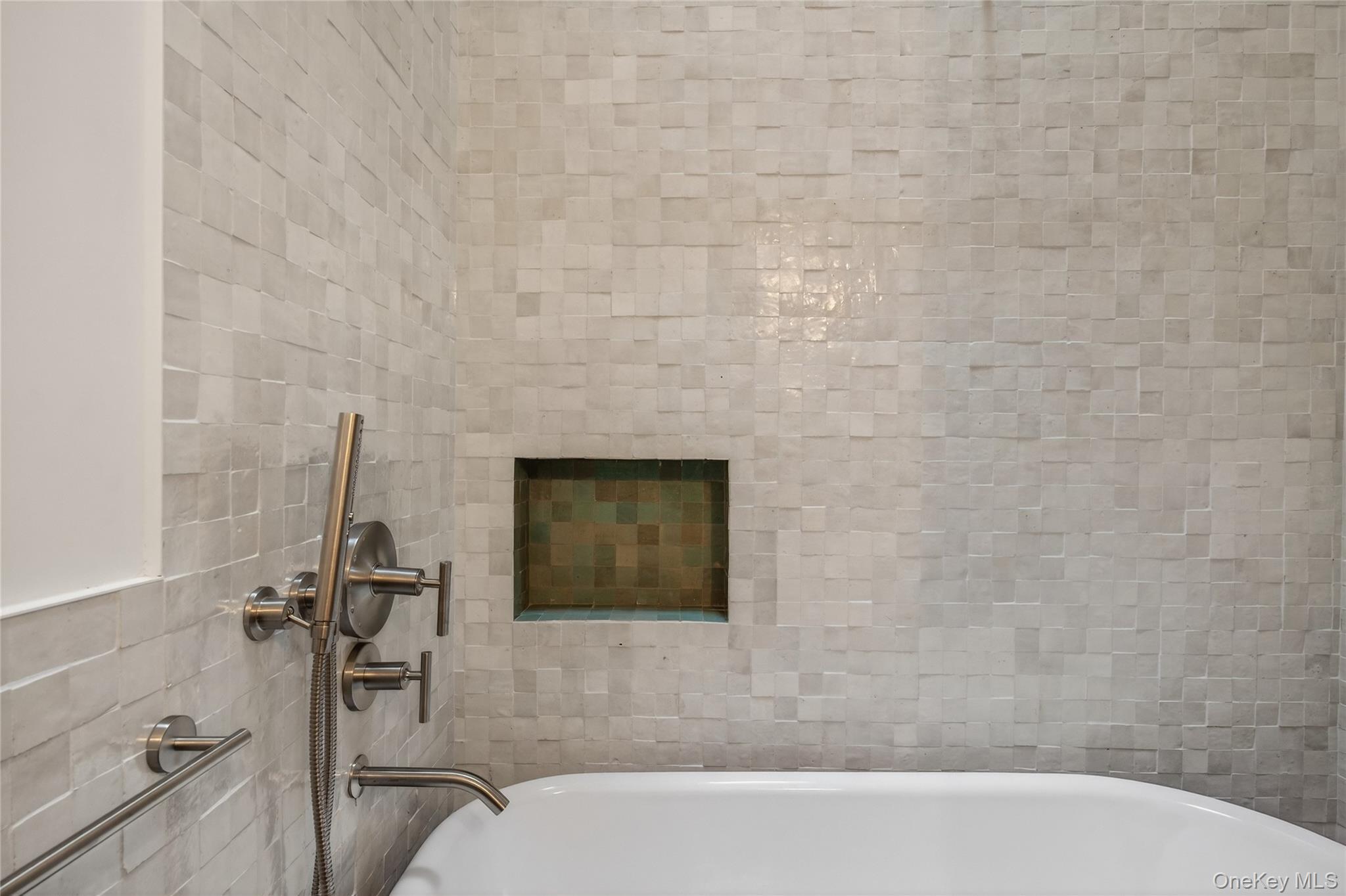 316 Wall Street Unit: 2