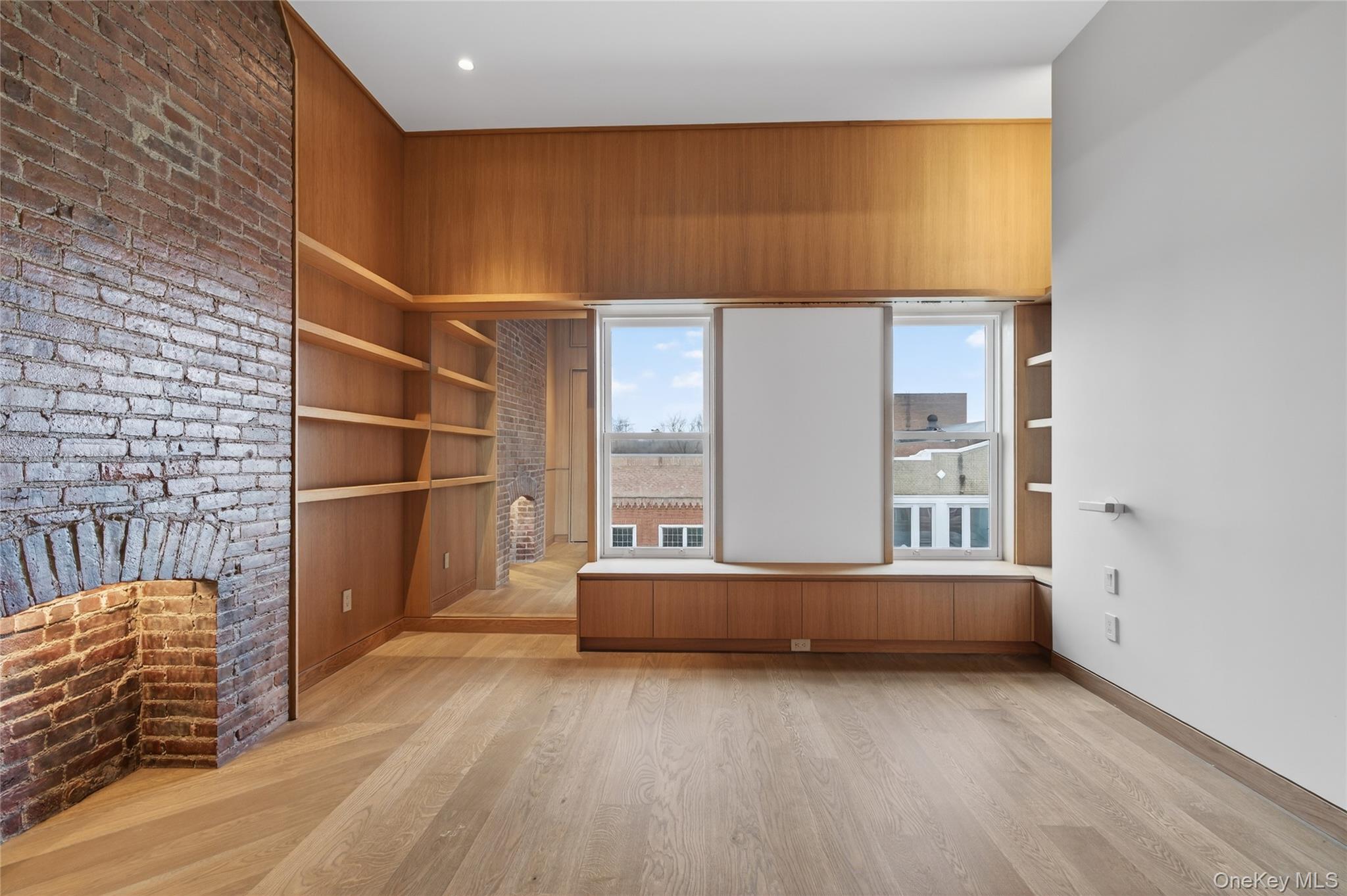 316 Wall Street Unit: 2