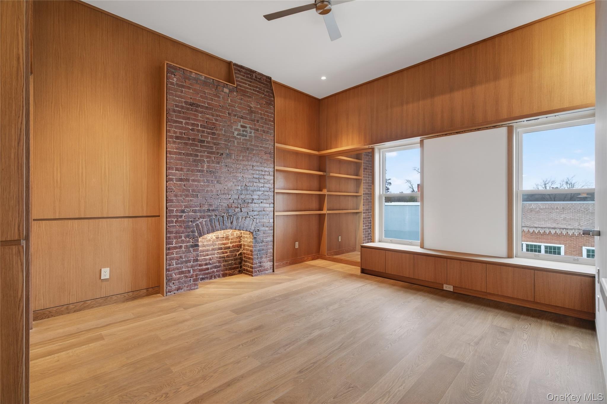 316 Wall Street Unit: 2