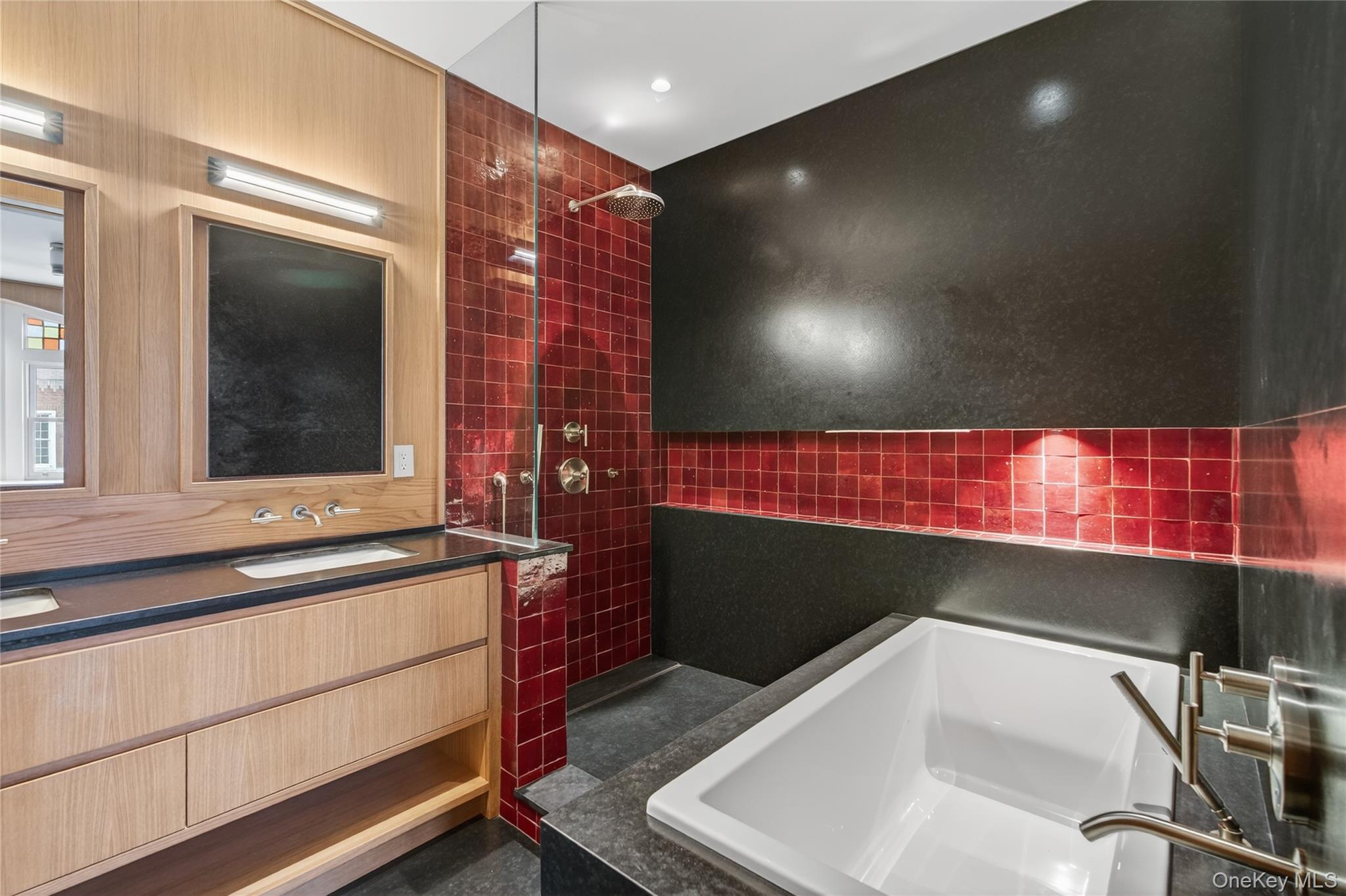 316 Wall Street Unit: 1