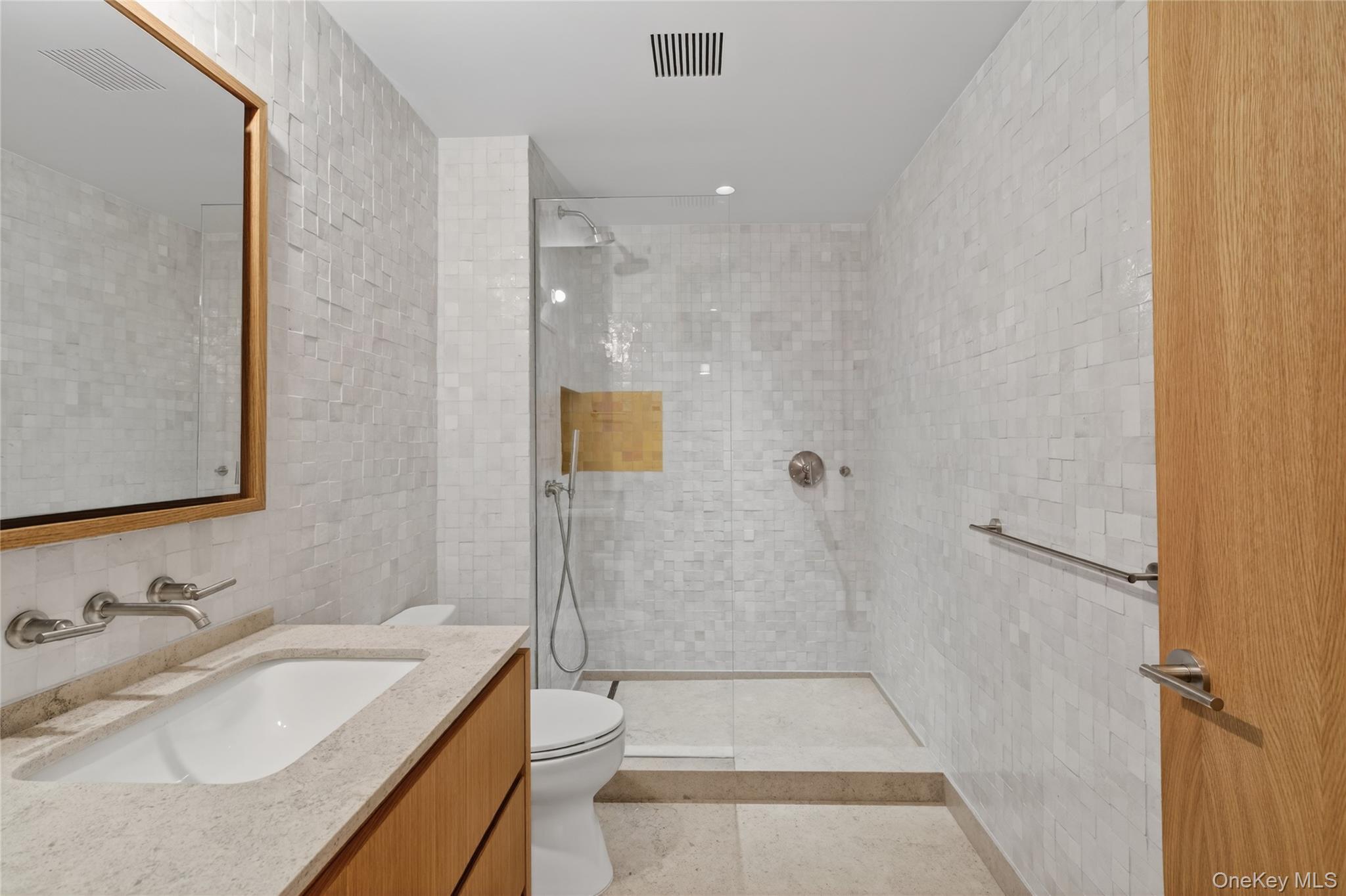 316 Wall Street Unit: 1