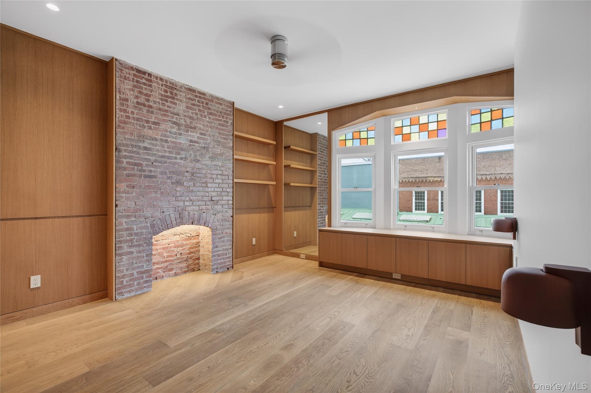 316 Wall Street Unit: 1