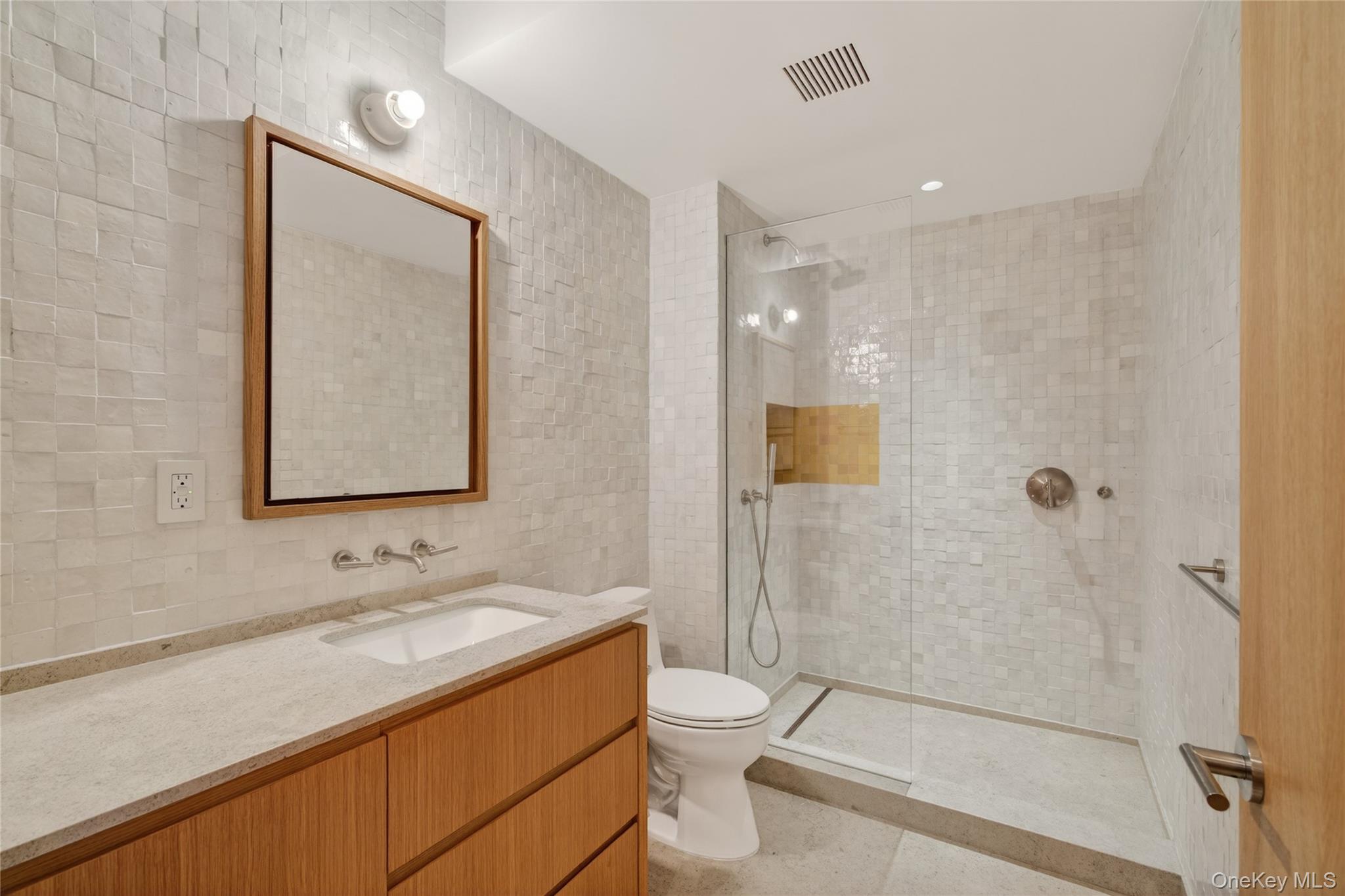 316 Wall Street Unit: 1