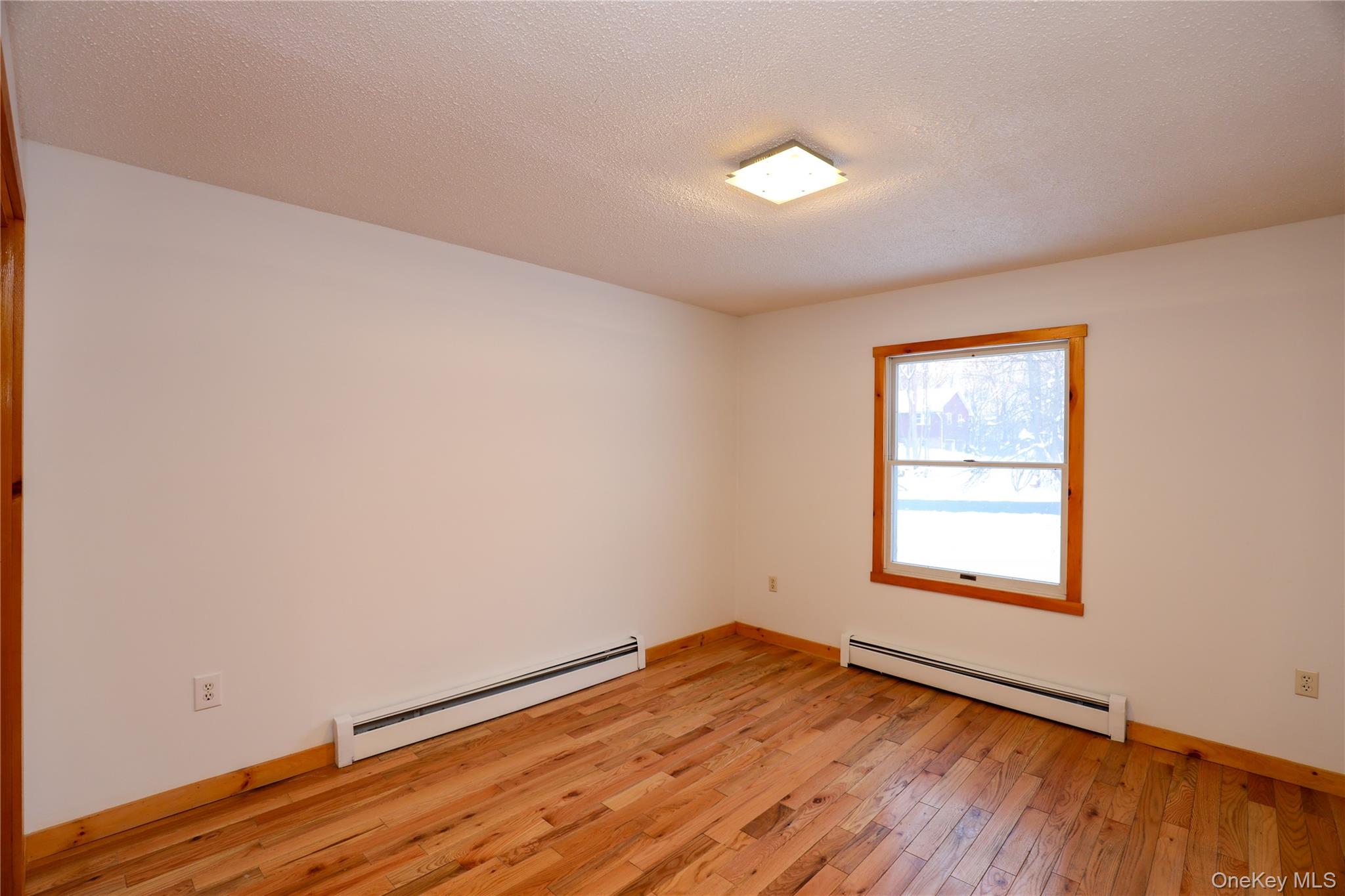 38 Roxanne Boulevard