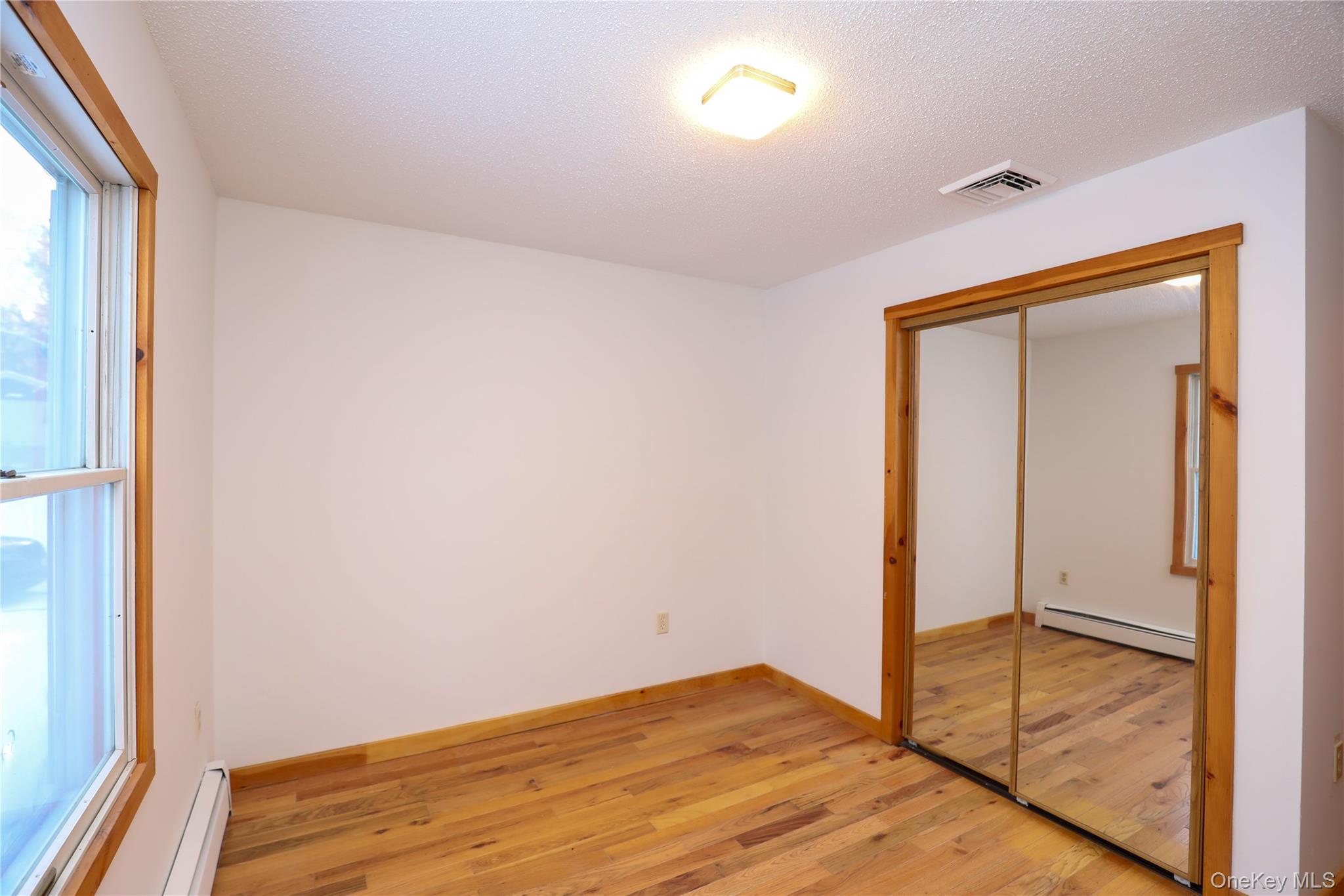 38 Roxanne Boulevard