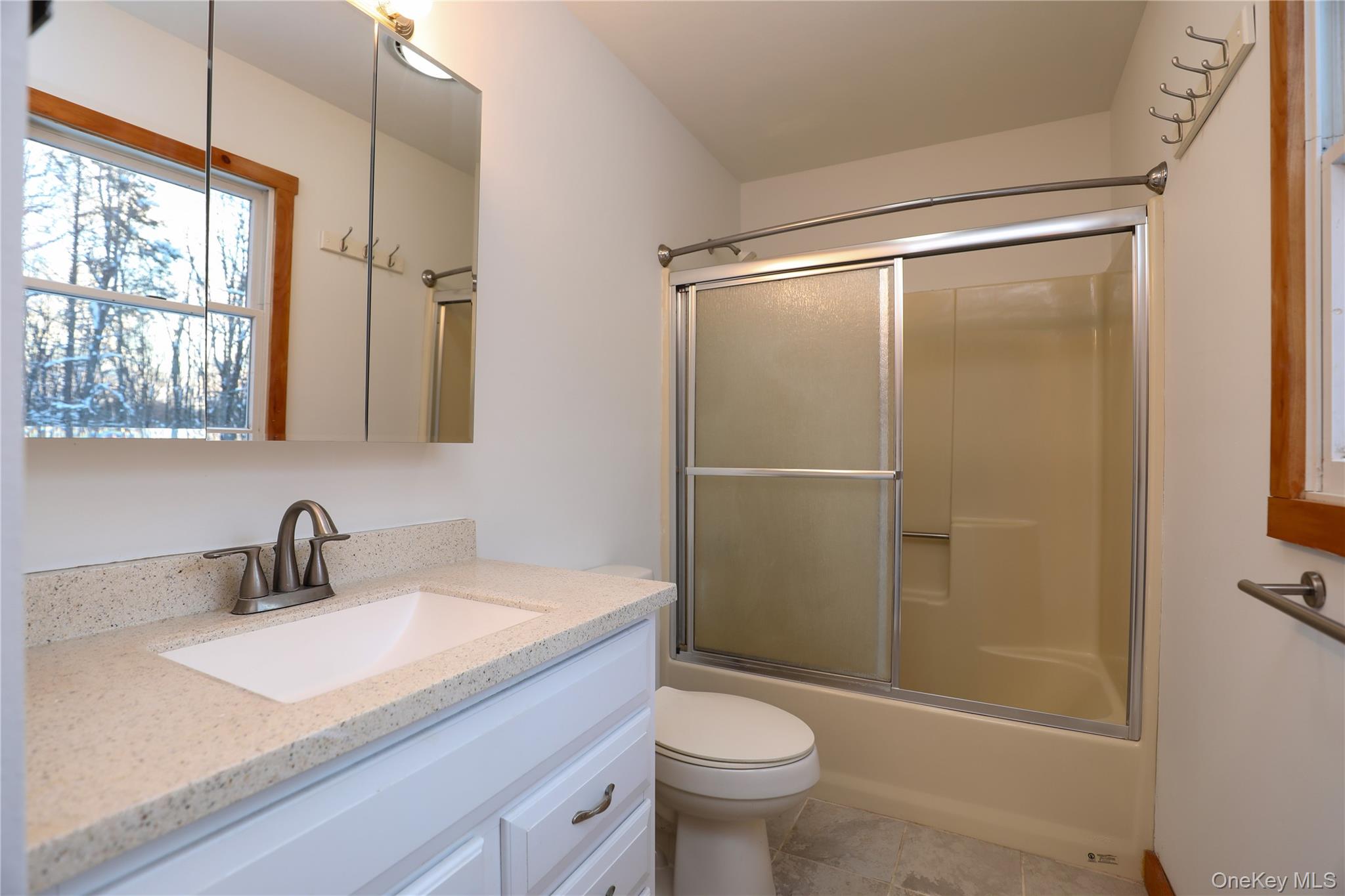 38 Roxanne Boulevard