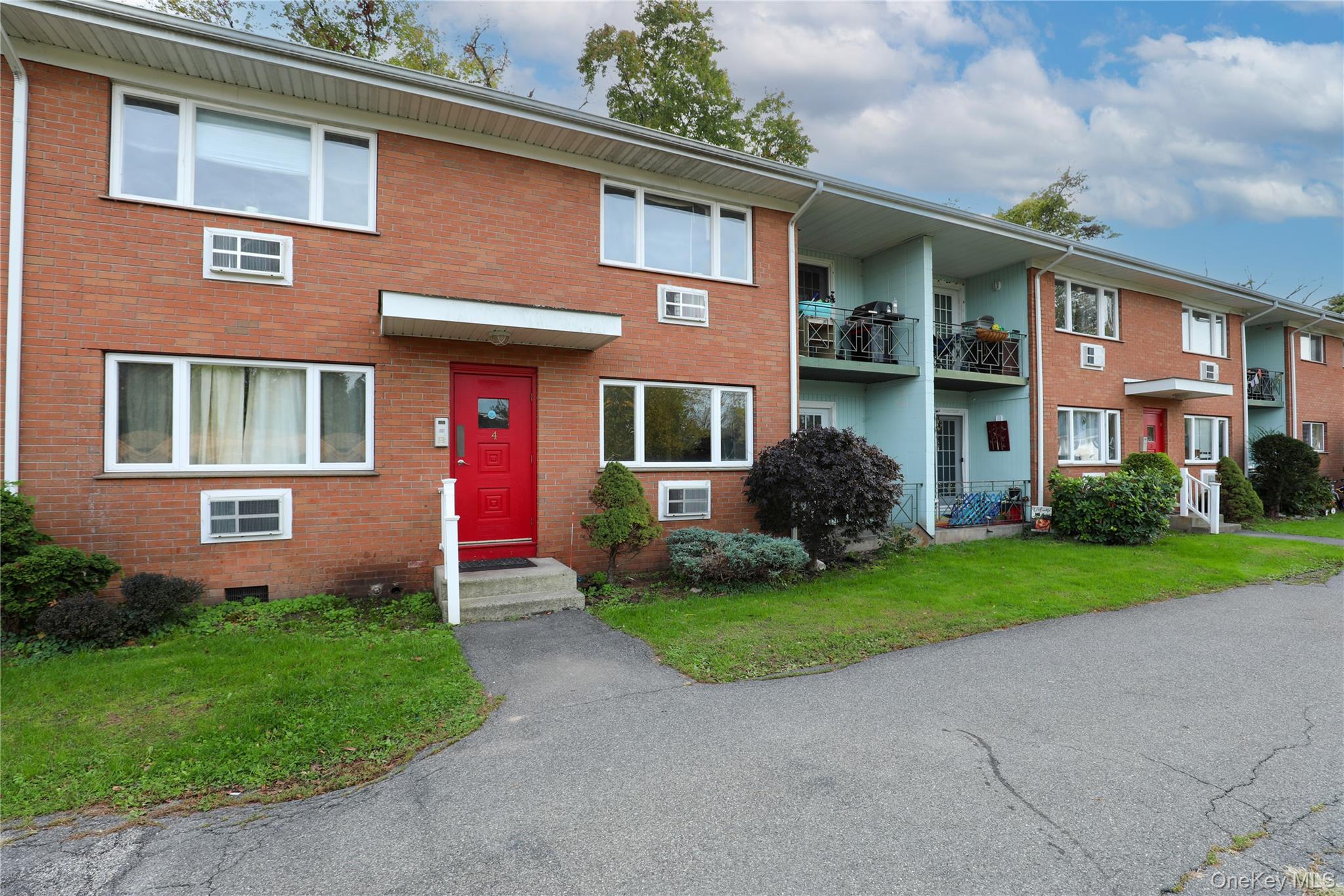 30 Lamb Avenue Unit: 5d