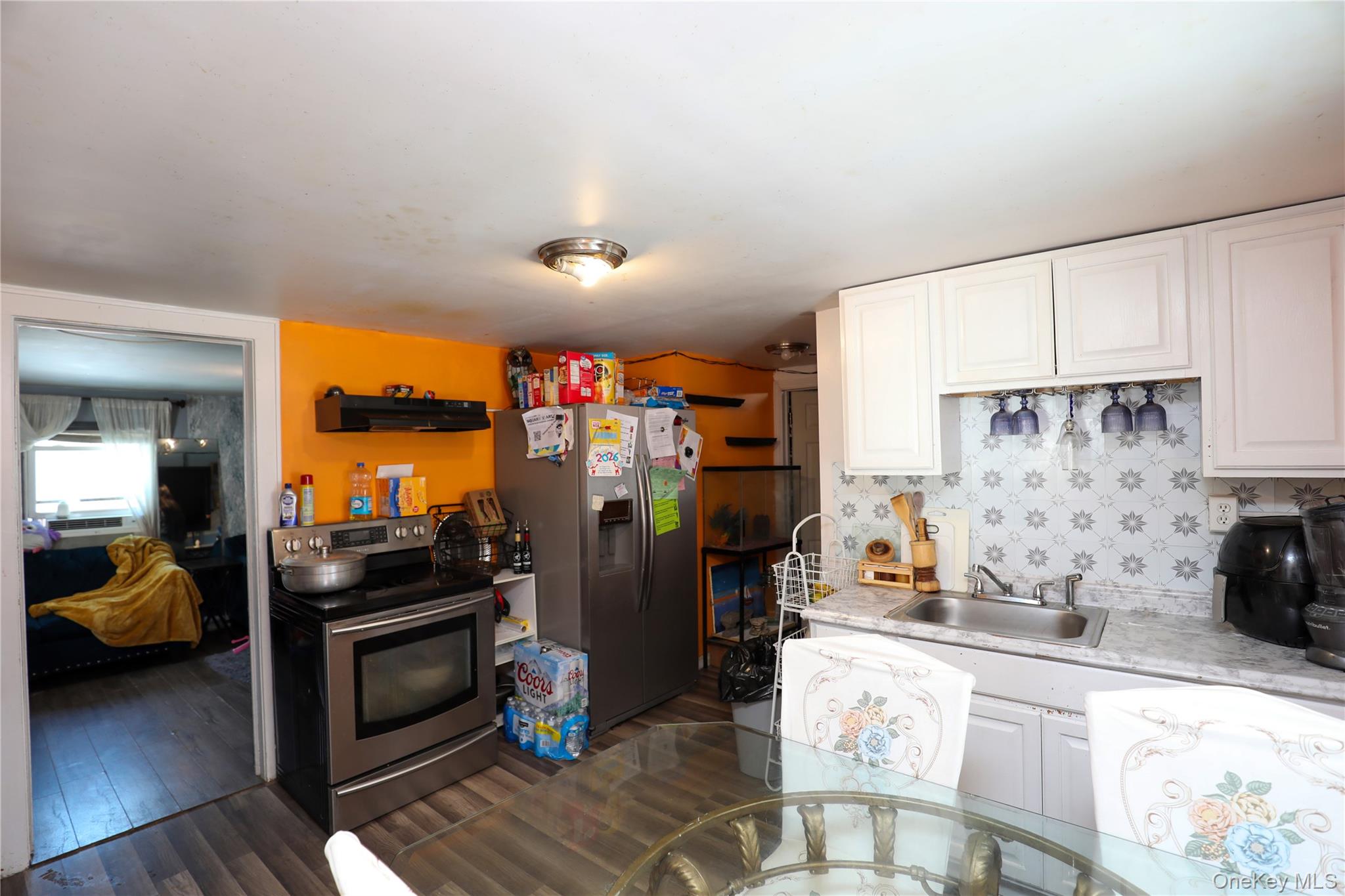 654 Broadway Unit: 9W