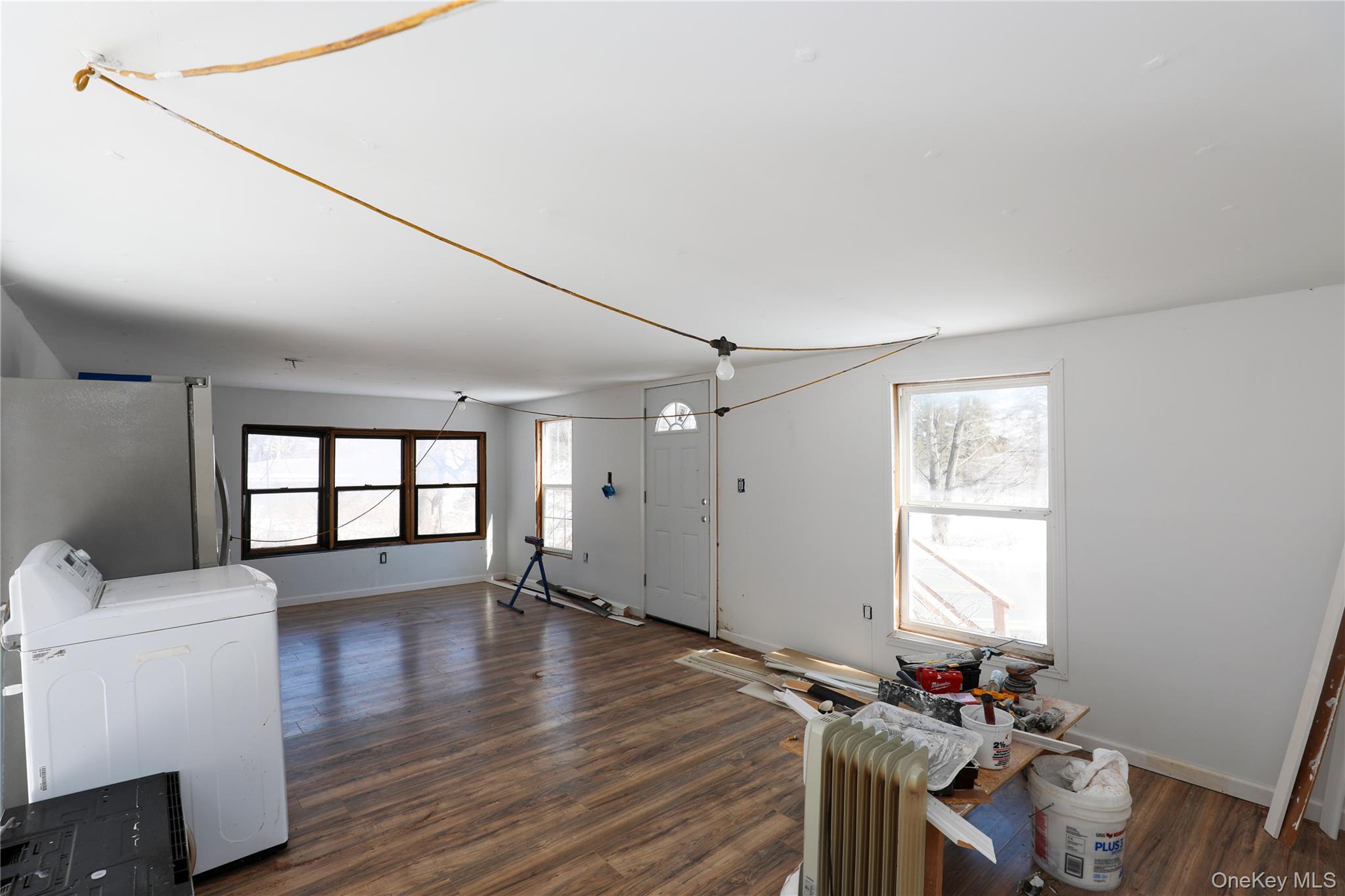 654 Broadway Unit: 9W