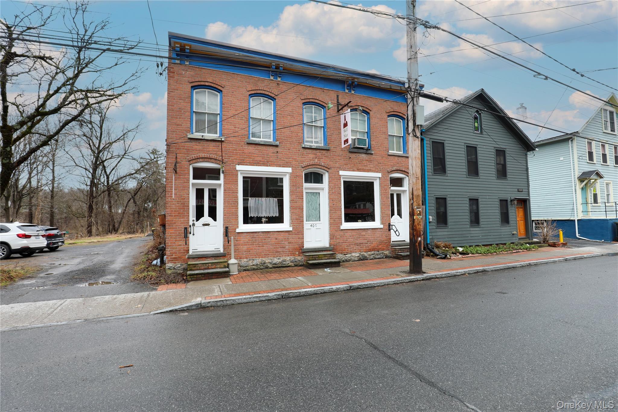 407 Main Street