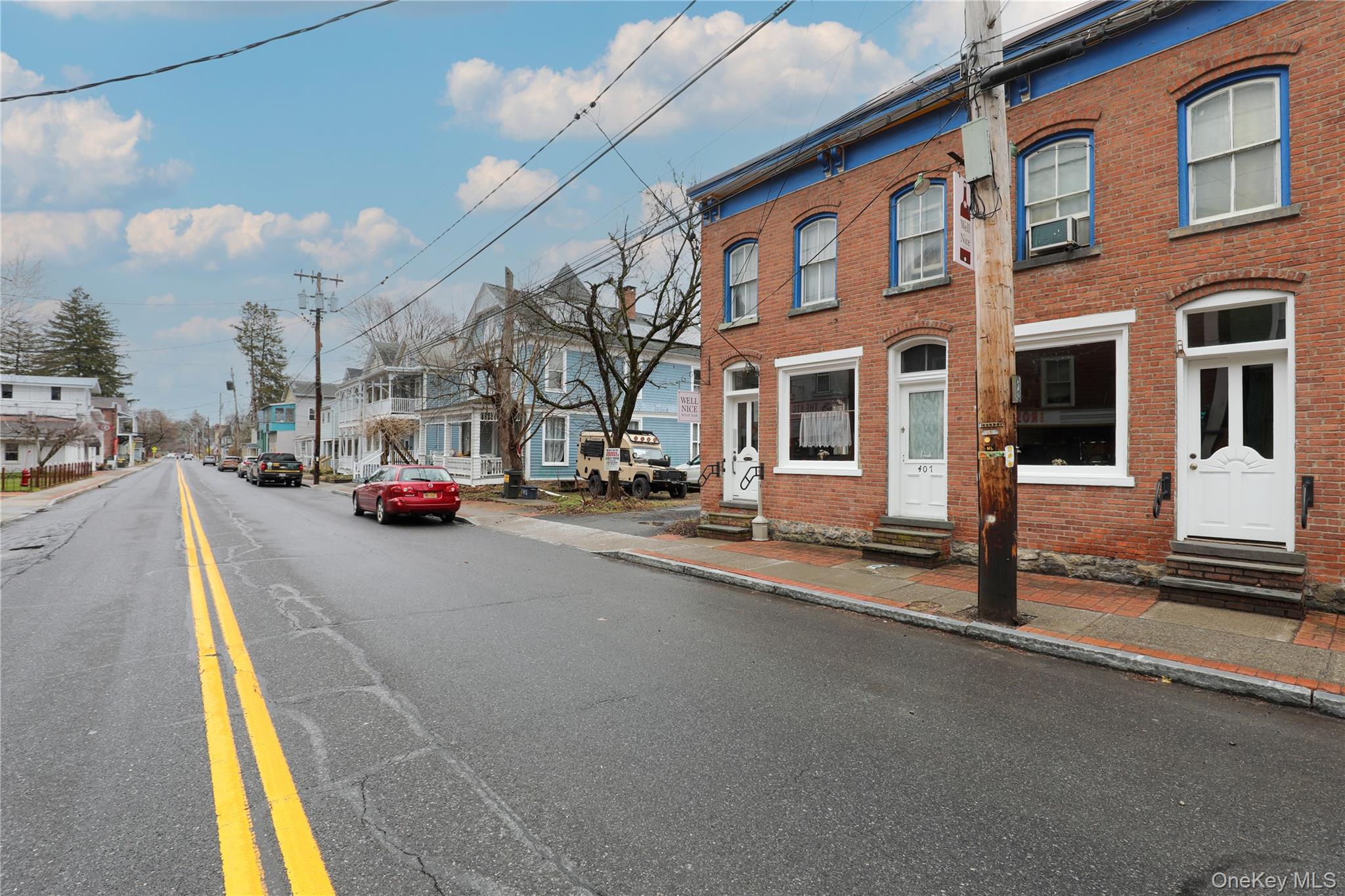 407 Main Street