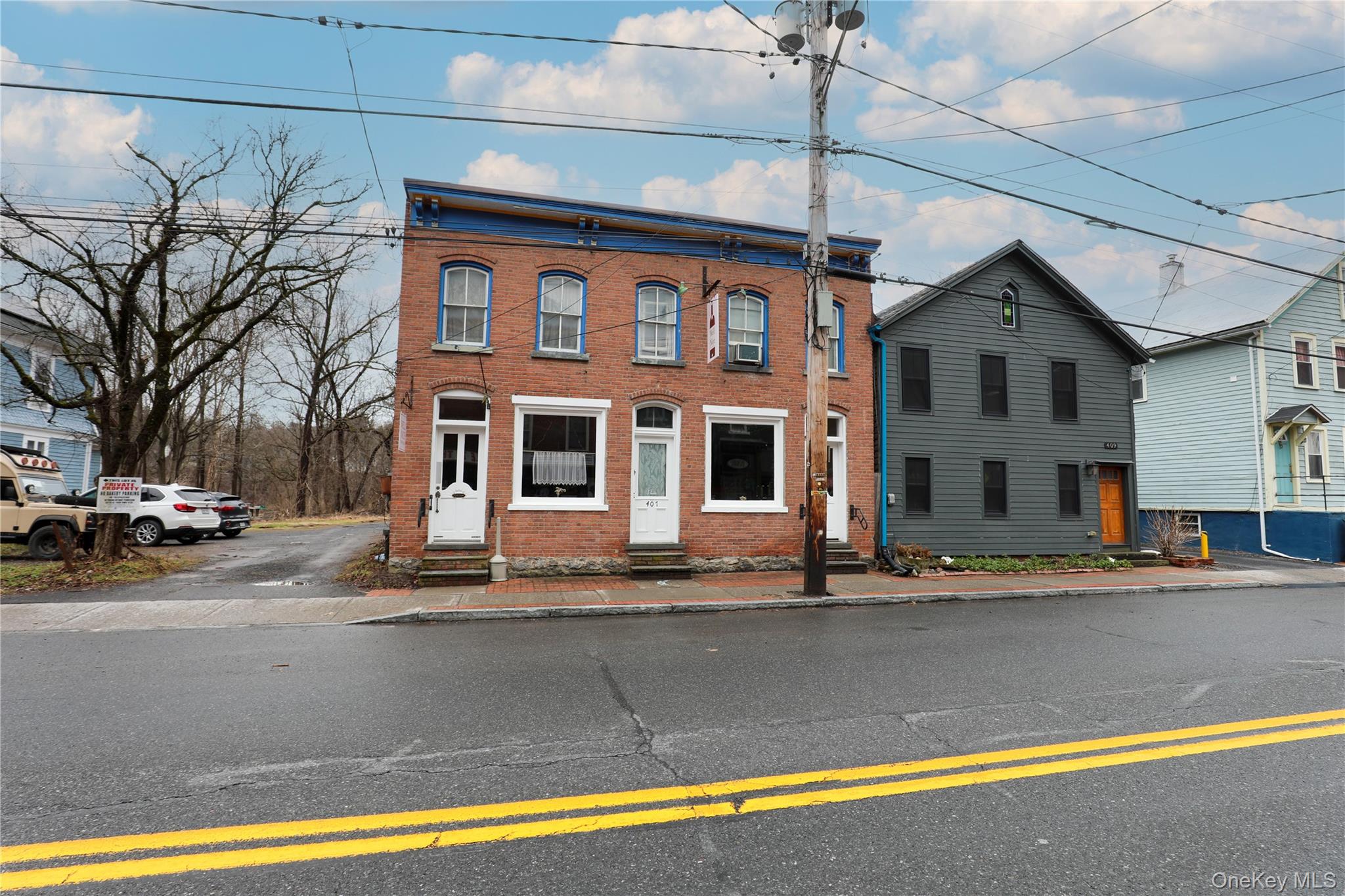 407 Main Street