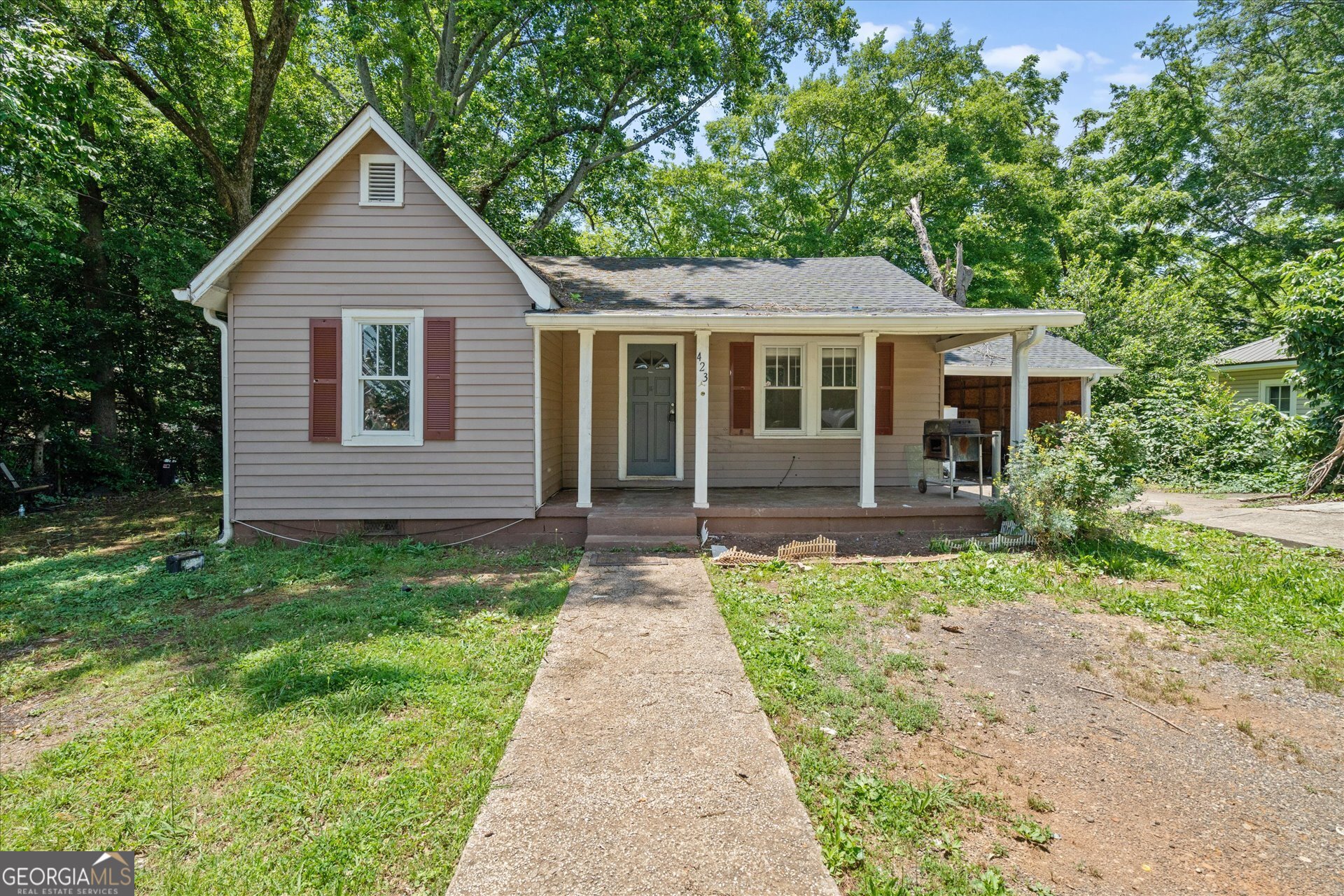 423 Clifton Terrace