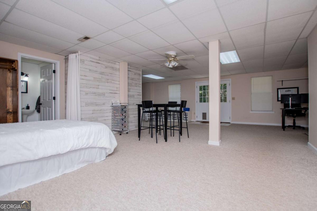 4233 Sturbridge Drive