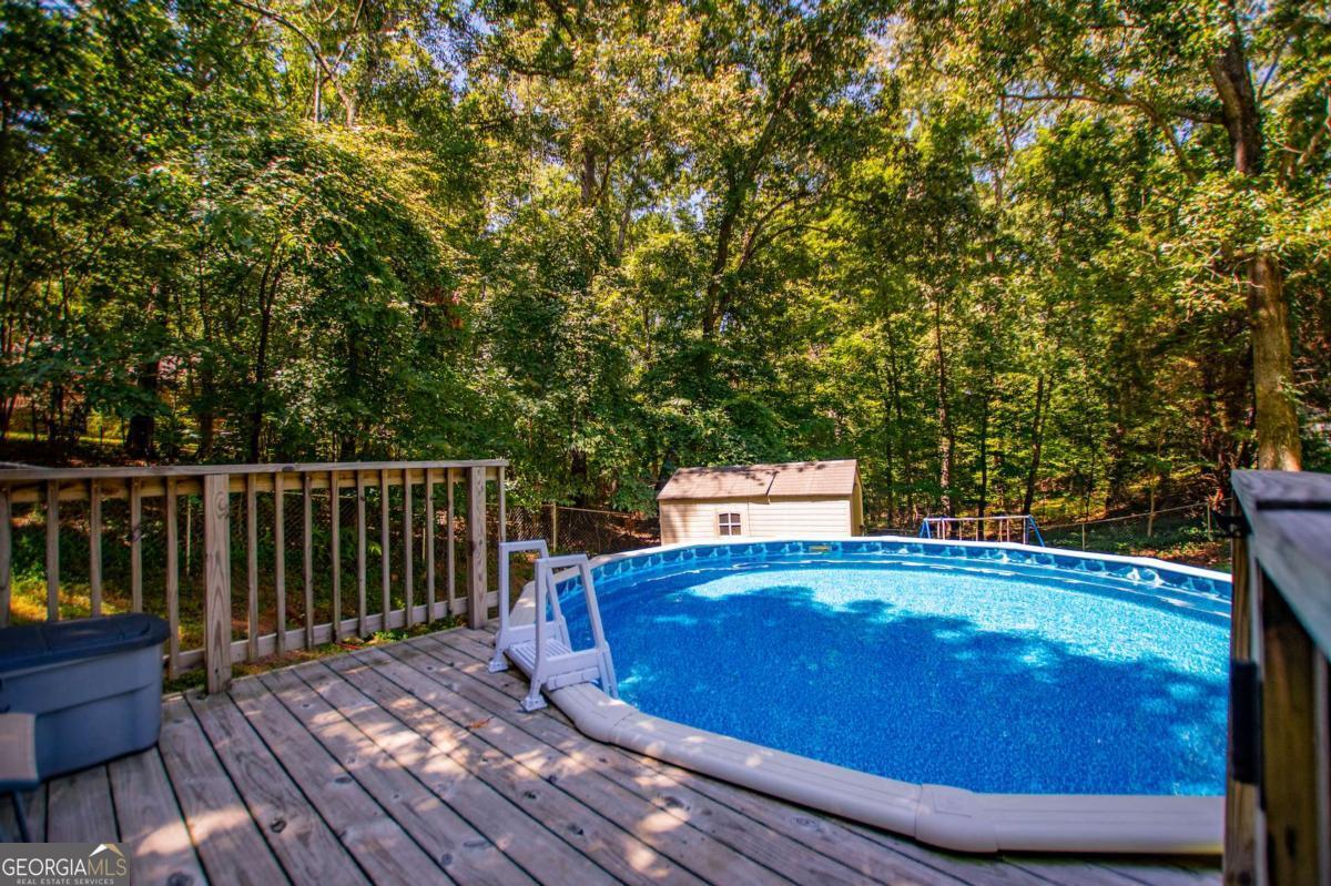 4233 Sturbridge Drive