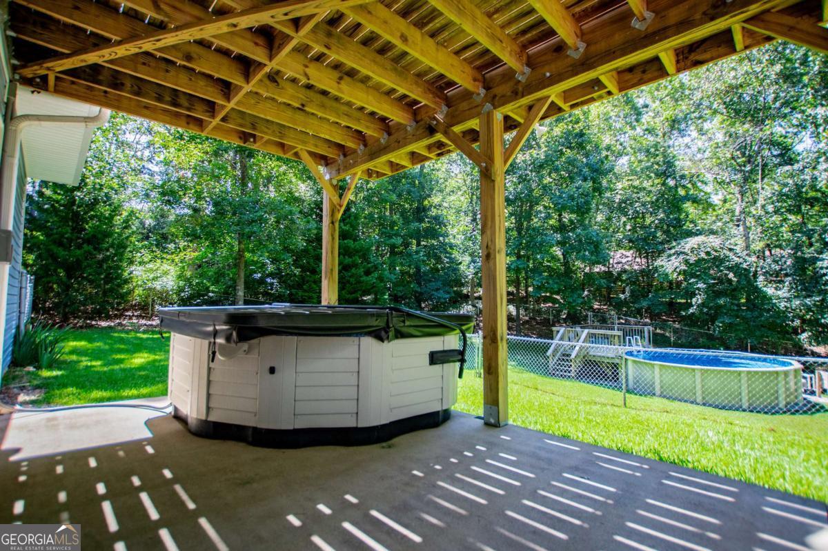 4233 Sturbridge Drive