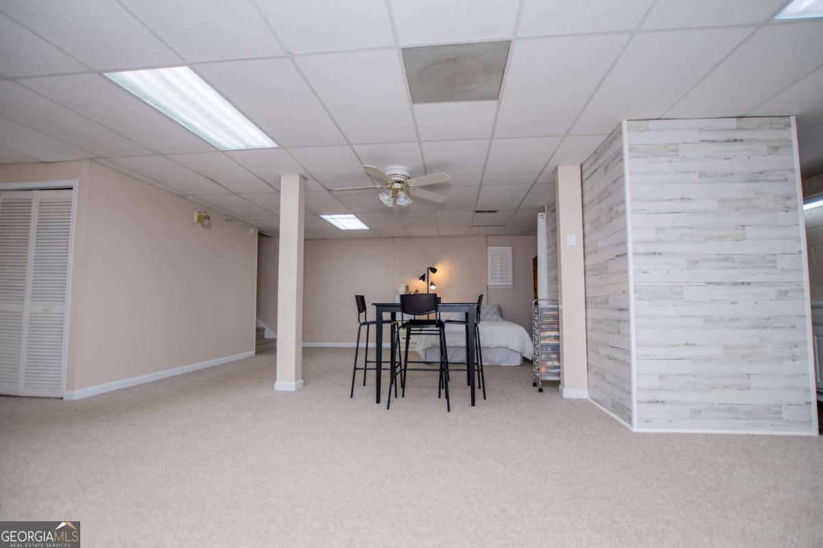 4233 Sturbridge Drive