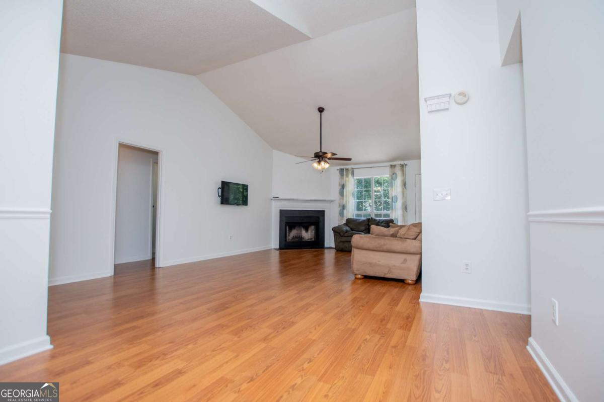 4233 Sturbridge Drive