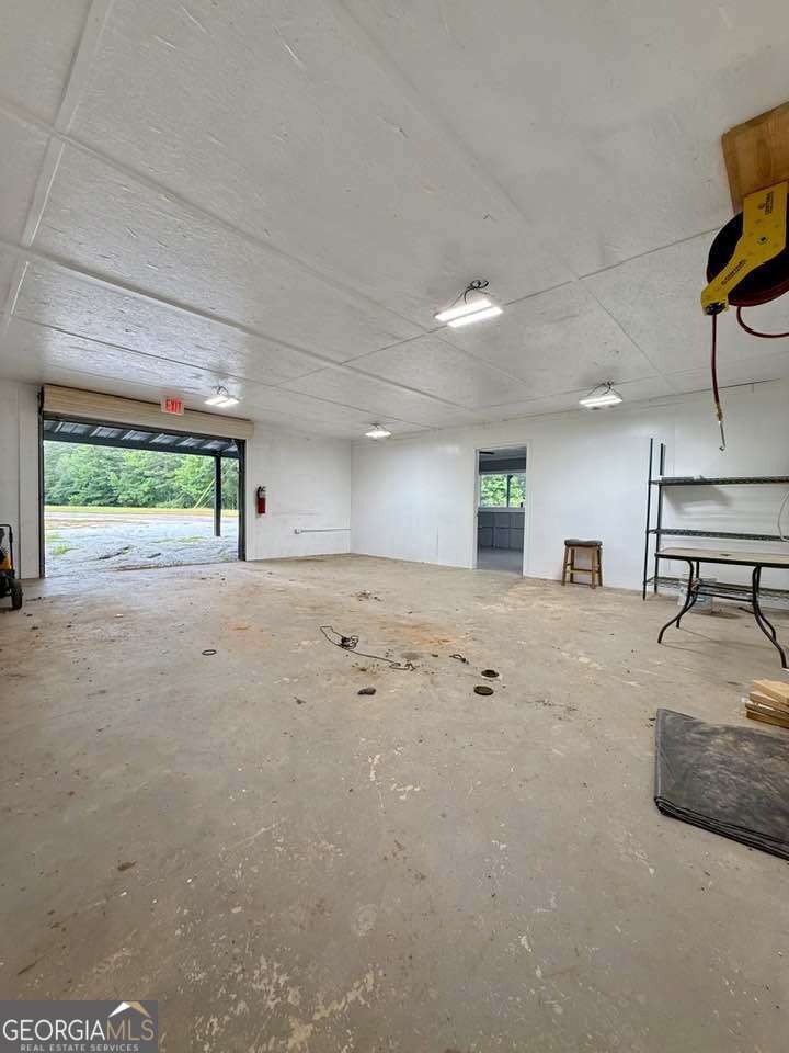 5164 W Hwy 166