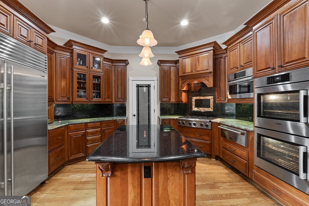 1005 Oak Mountain Road