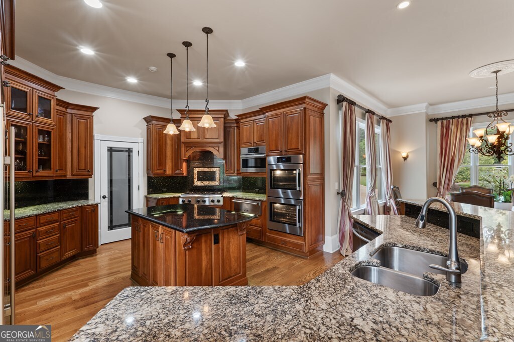 1005 Oak Mountain Road