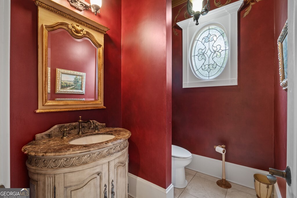 1005 Oak Mountain Road